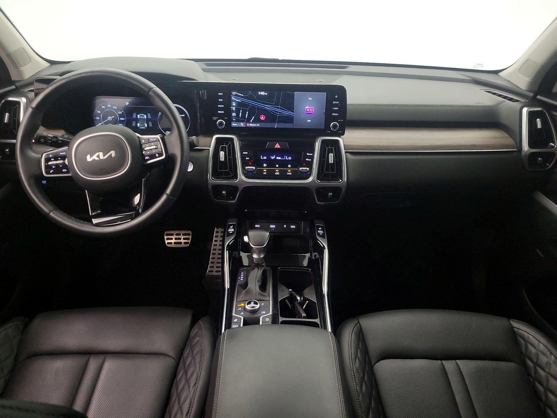 Thumbnail: 2022 Kia Sorento - 9