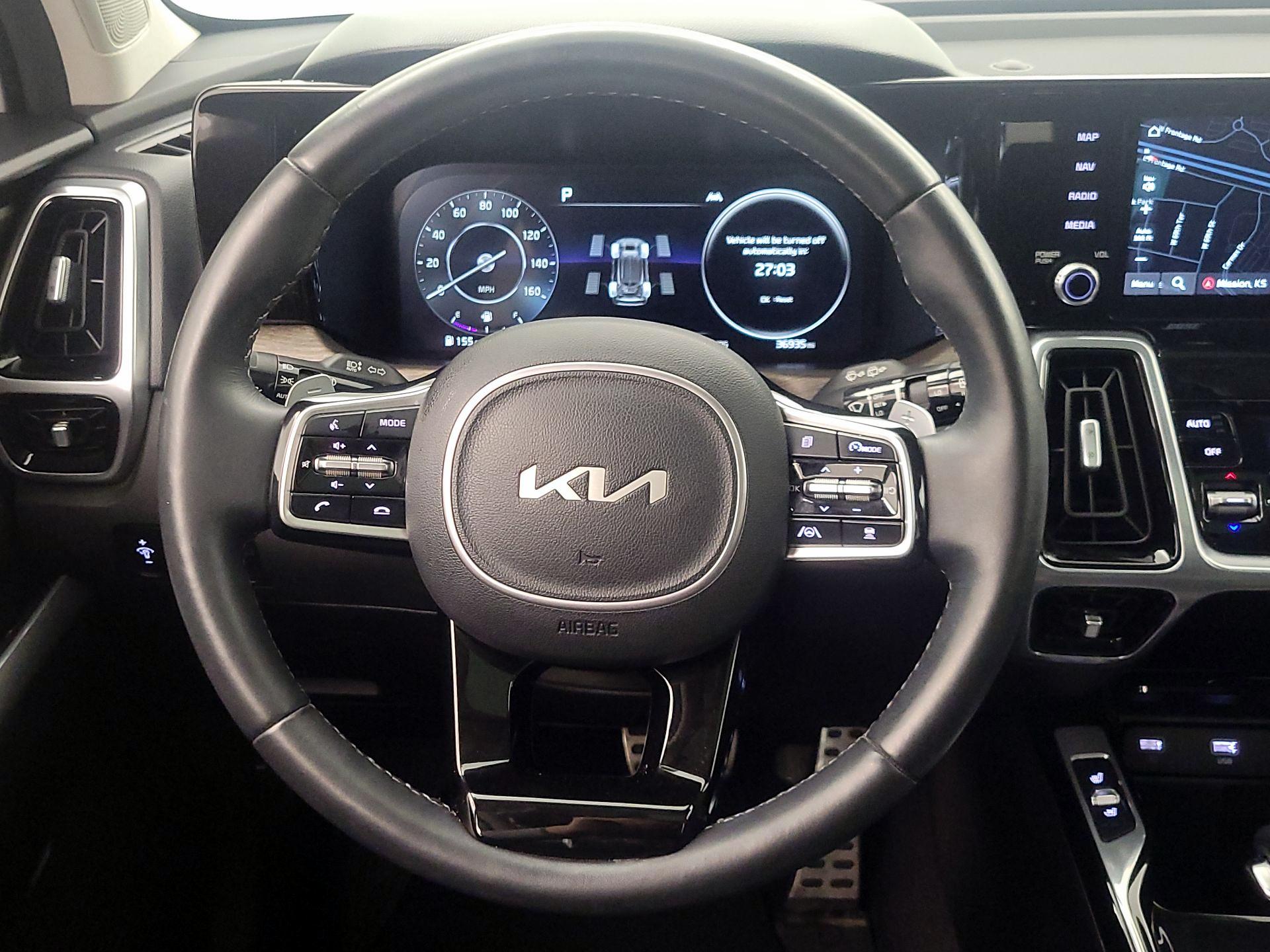 Thumbnail: 2022 Kia Sorento - 10