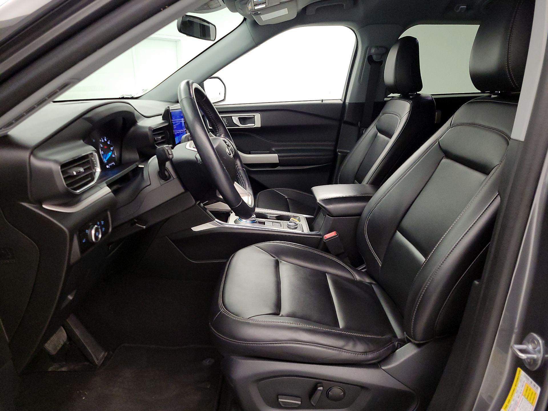 Thumbnail: 2023 Ford Explorer - 11