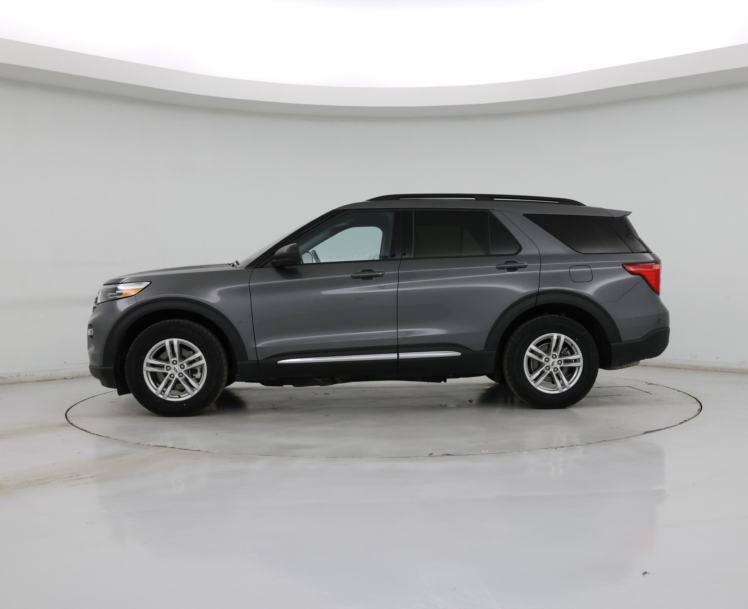 Thumbnail: 2023 Ford Explorer - 3