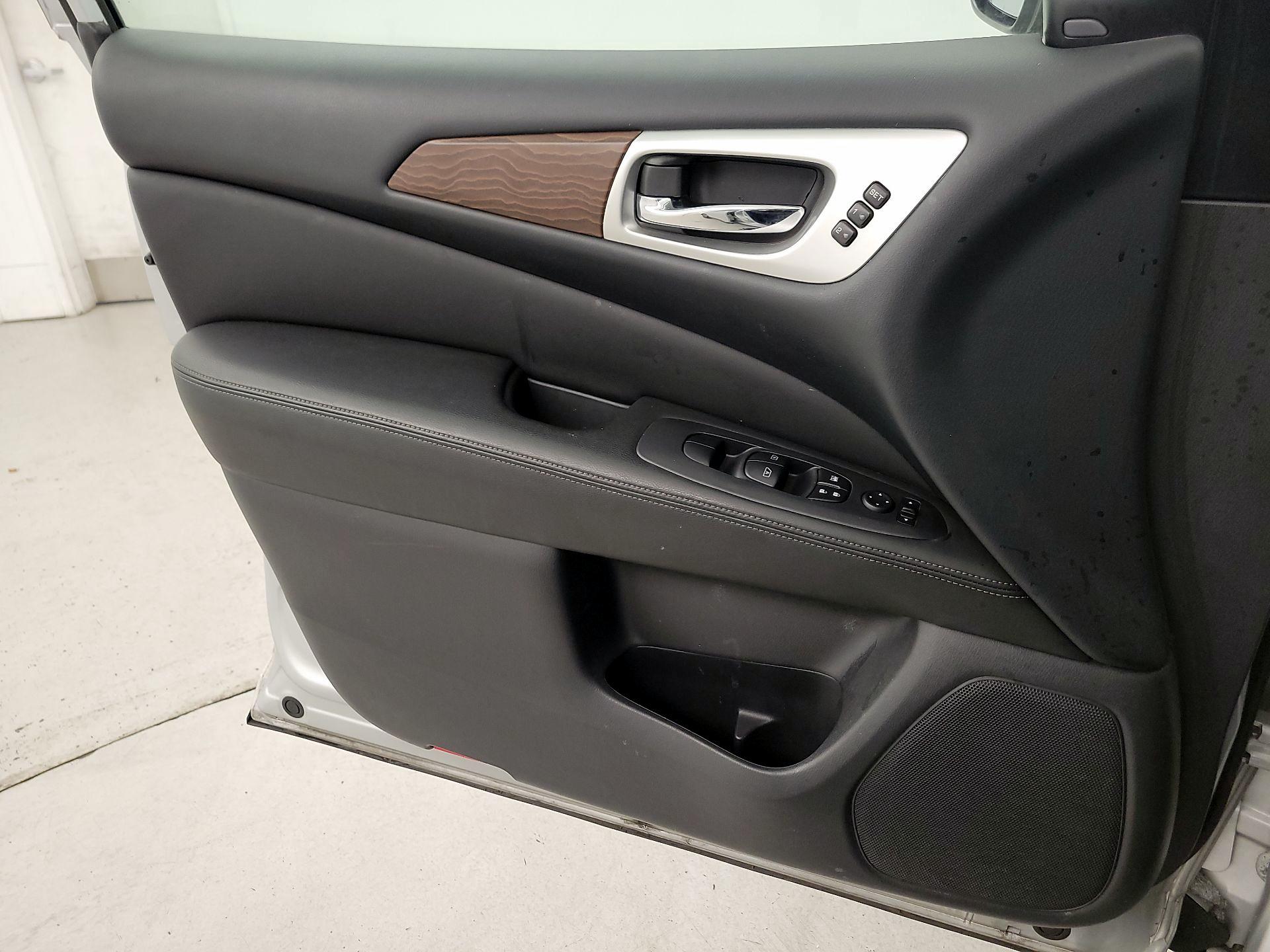 Thumbnail: 2018 Nissan Pathfinder - 12