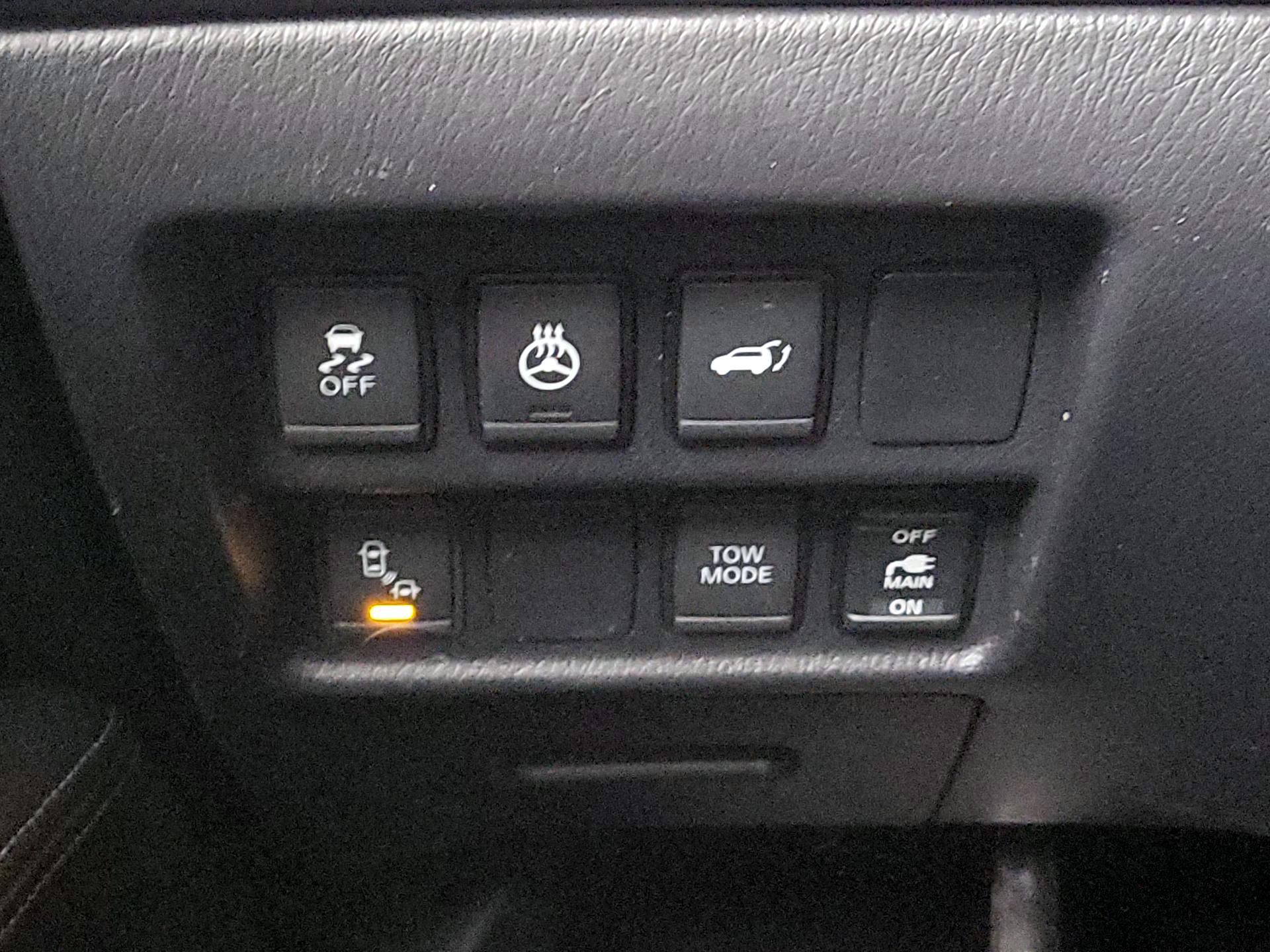 Thumbnail: 2018 Nissan Pathfinder - 13