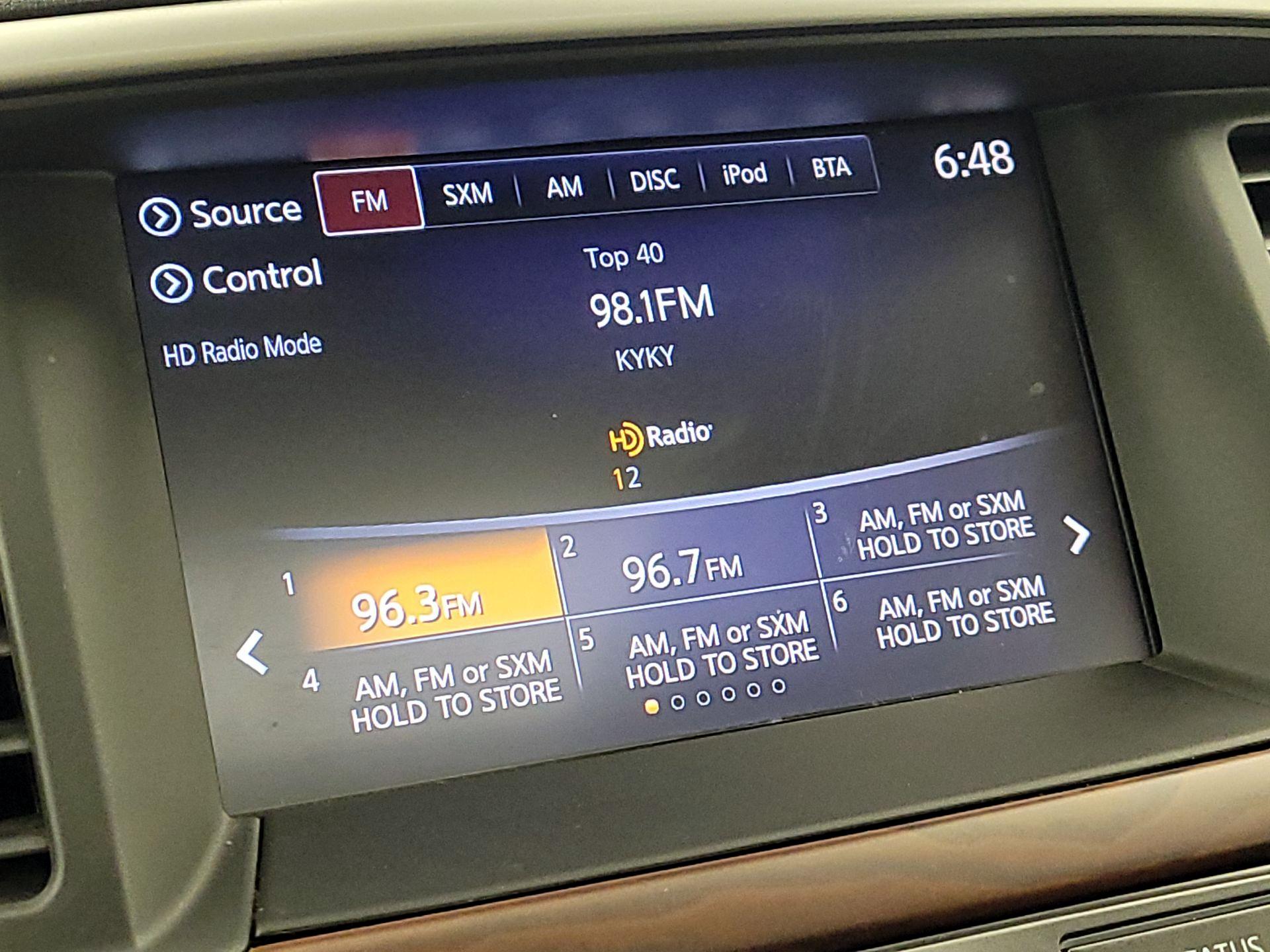 Thumbnail: 2018 Nissan Pathfinder - 16