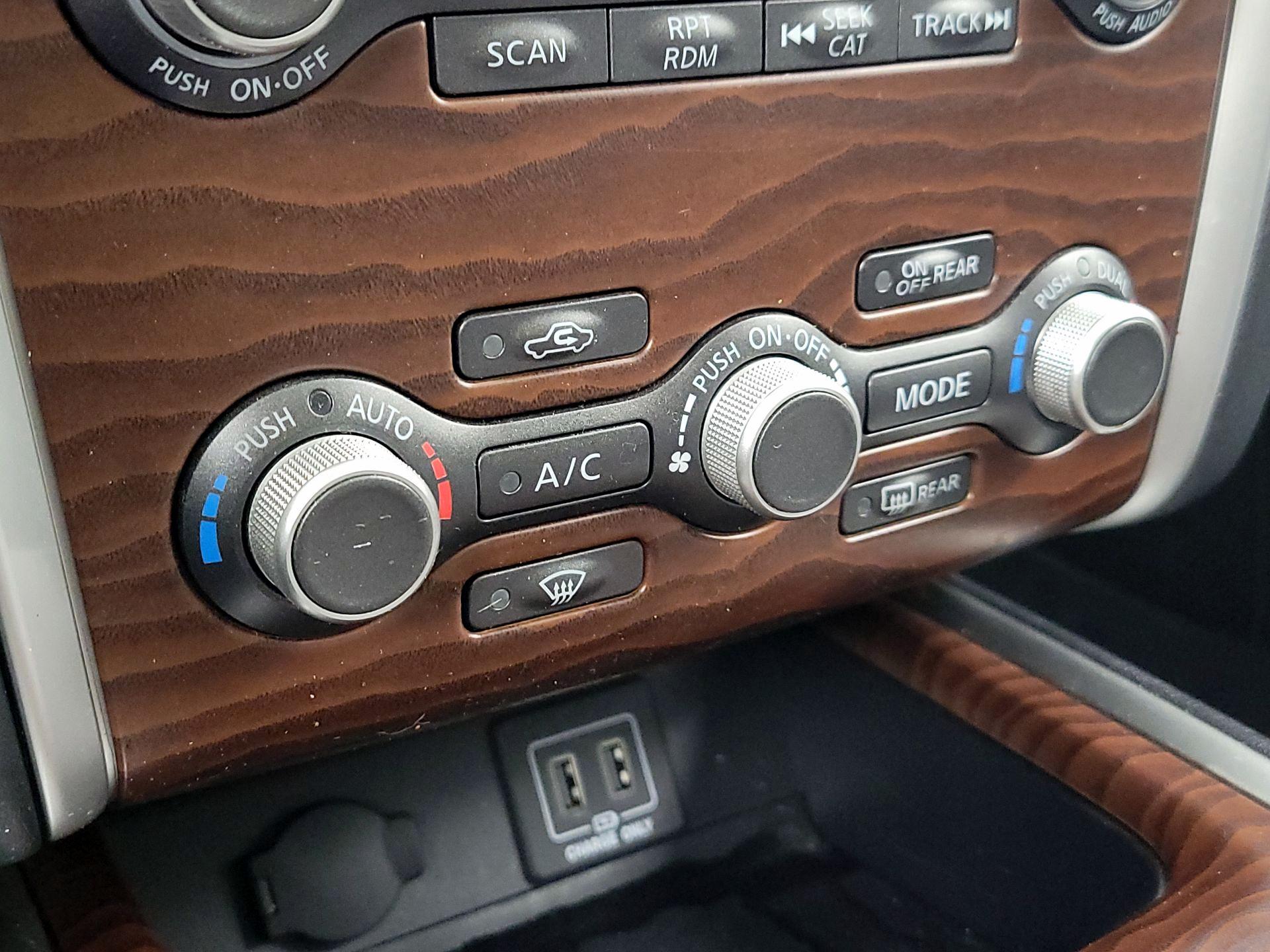 Thumbnail: 2018 Nissan Pathfinder - 17