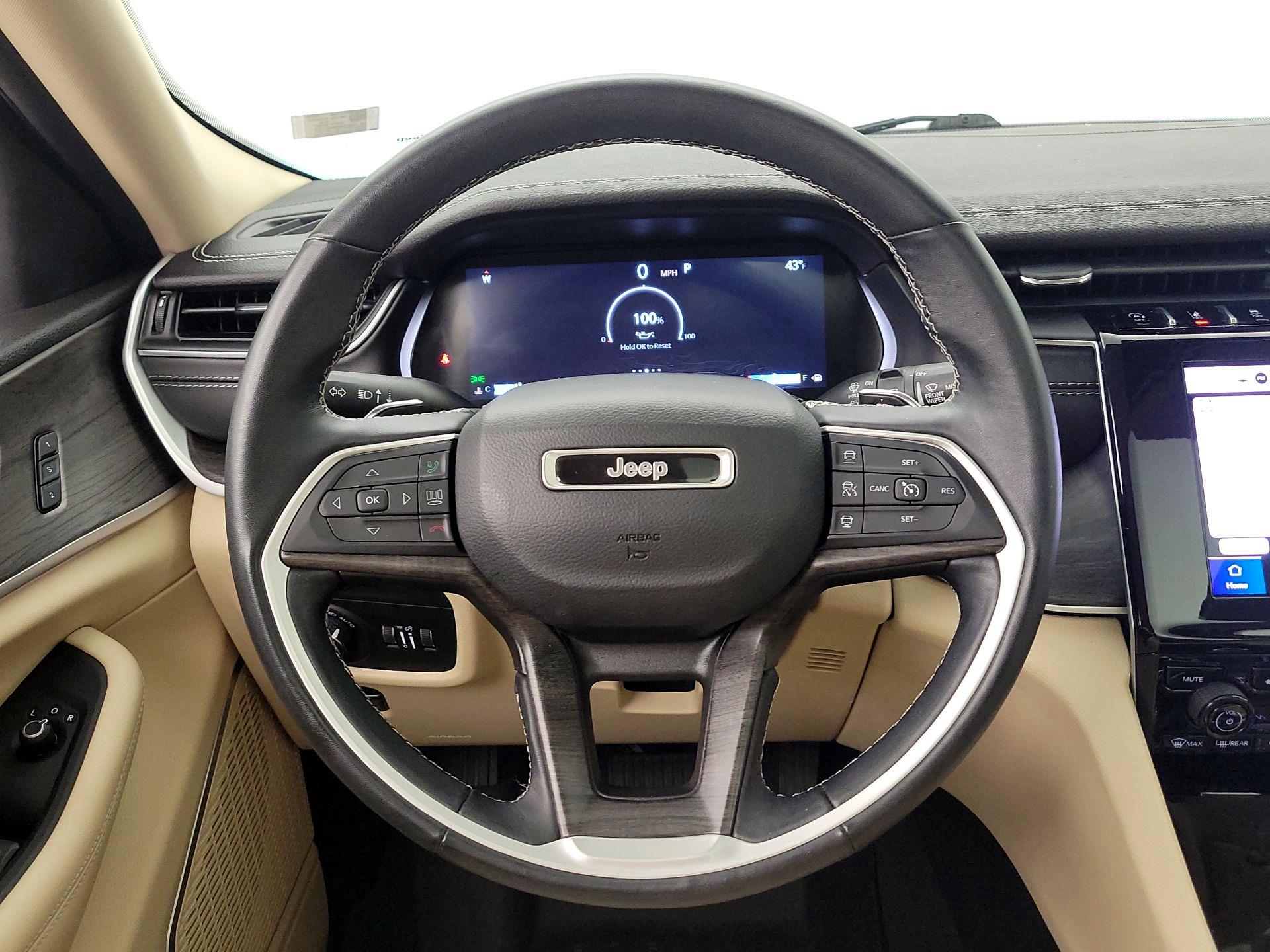 Thumbnail: 2022 Jeep Grand Cherokee - 10