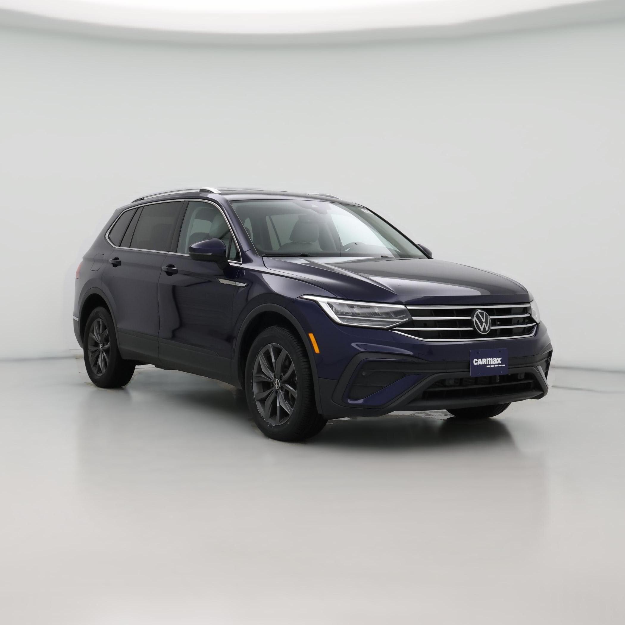 Thumbnail: 2022 Volkswagen Tiguan - 1