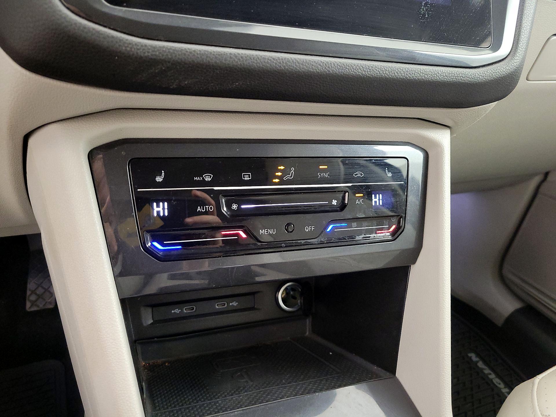 Thumbnail: 2022 Volkswagen Tiguan - 16