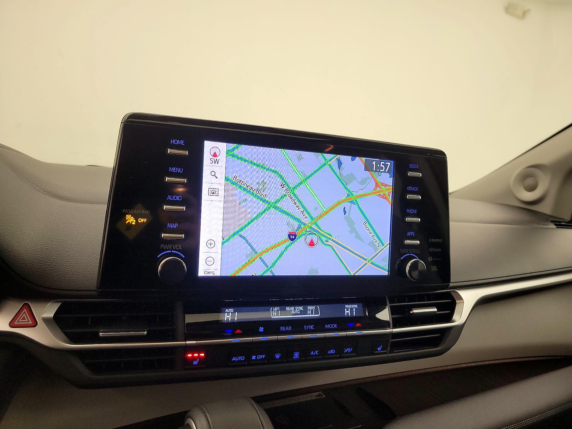 Thumbnail: 2023 Toyota Sienna - 14