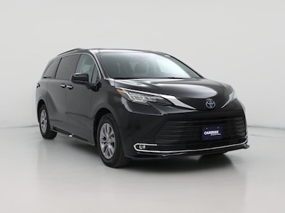 2023 Toyota Sienna Hybrid XLE