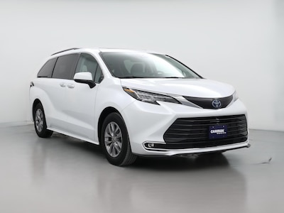 2022 Toyota Sienna Hybrid XLE