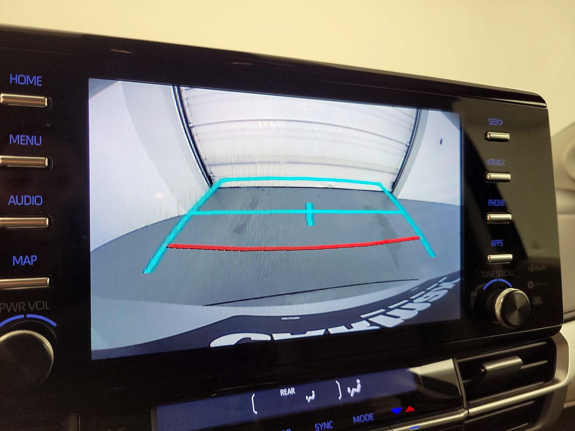 Thumbnail: 2022 Toyota Sienna - 15