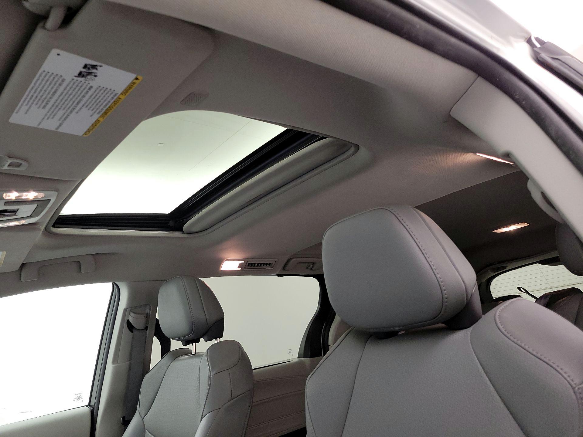 Thumbnail: 2022 Toyota Sienna - 20