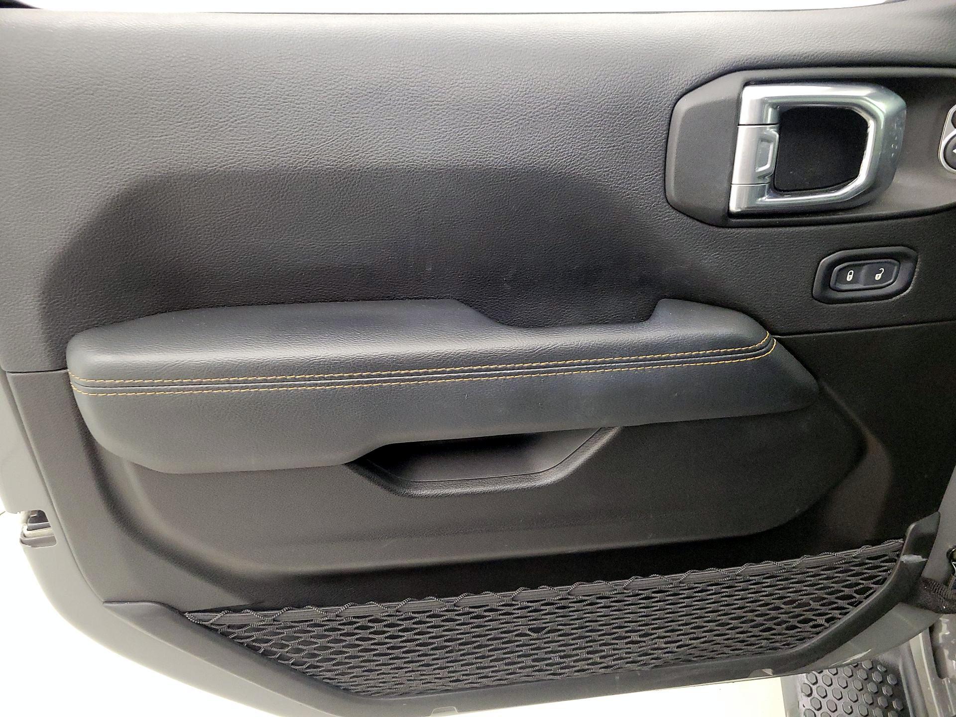 Thumbnail: 2022 Jeep Wrangler - 12