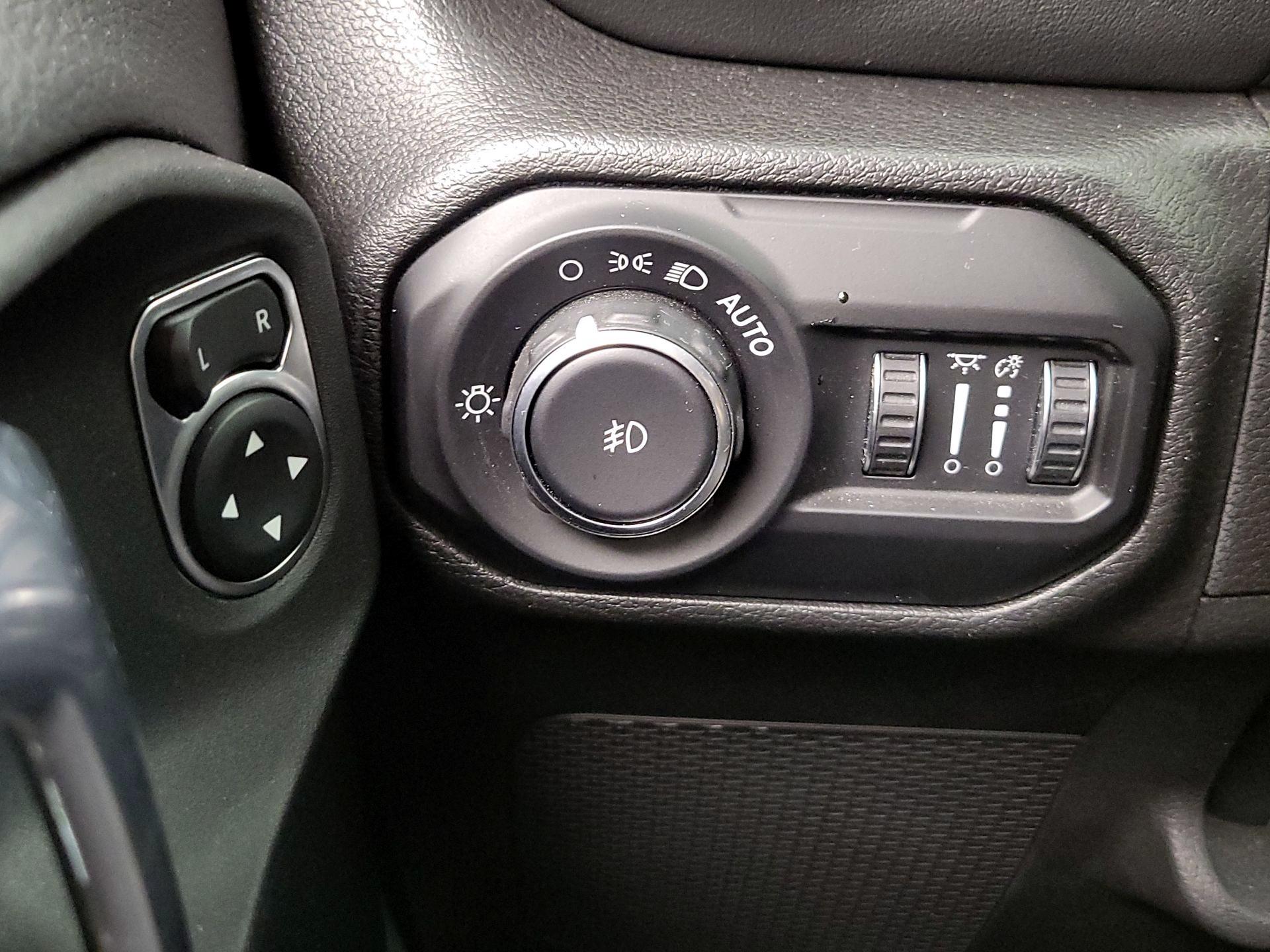 Thumbnail: 2022 Jeep Wrangler - 13