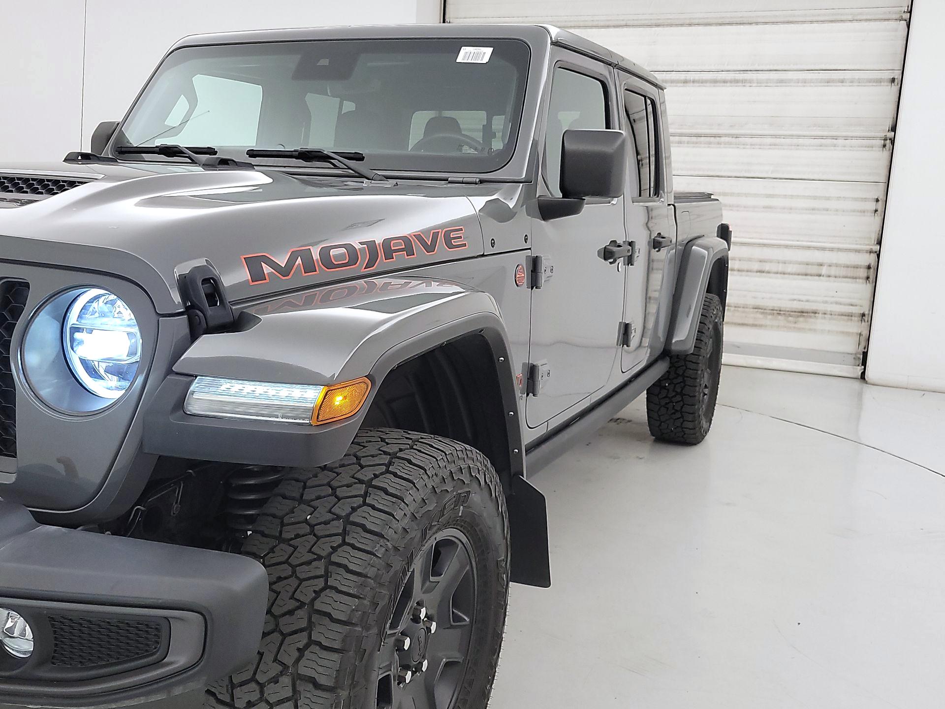 Thumbnail: 2021 Jeep Gladiator - 3