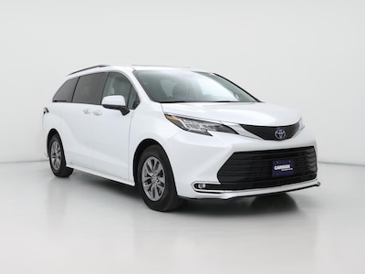 2023 Toyota Sienna Hybrid XLE