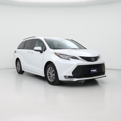 2023 Toyota Sienna Hybrid XLE