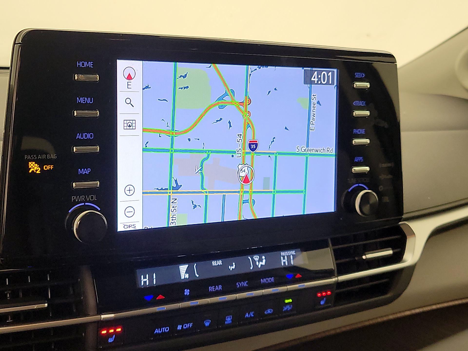 Thumbnail: 2023 Toyota Sienna - 14