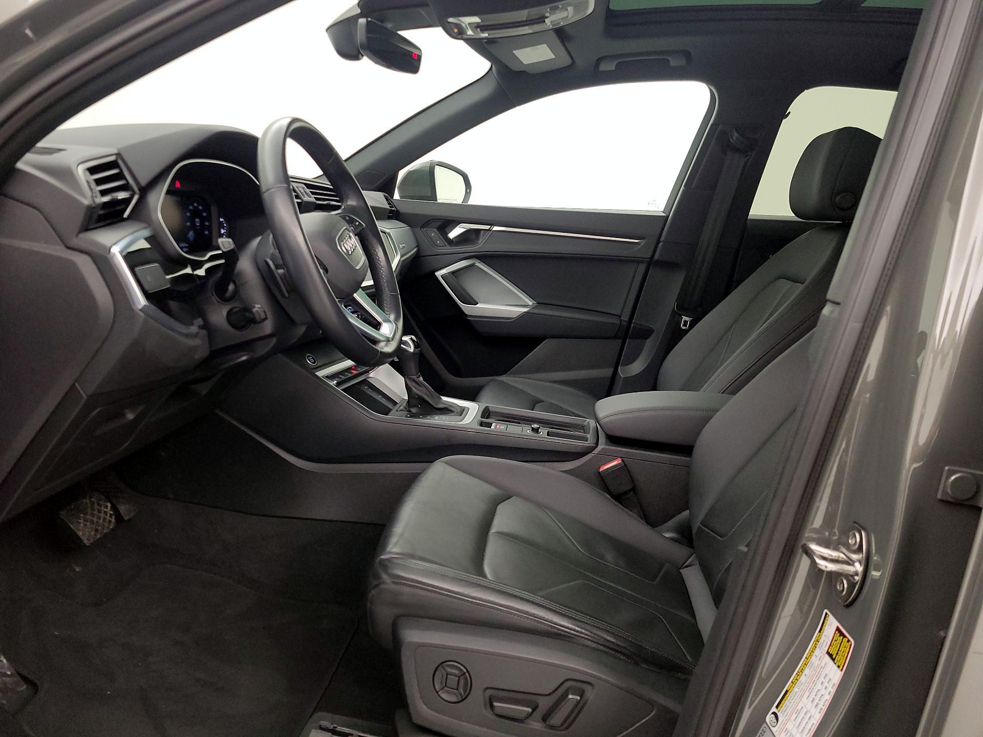 Thumbnail: 2022 Audi Q3 - 9