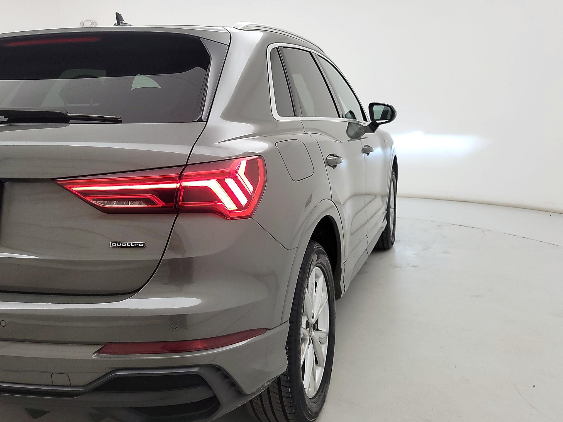 Thumbnail: 2022 Audi Q3 - 5