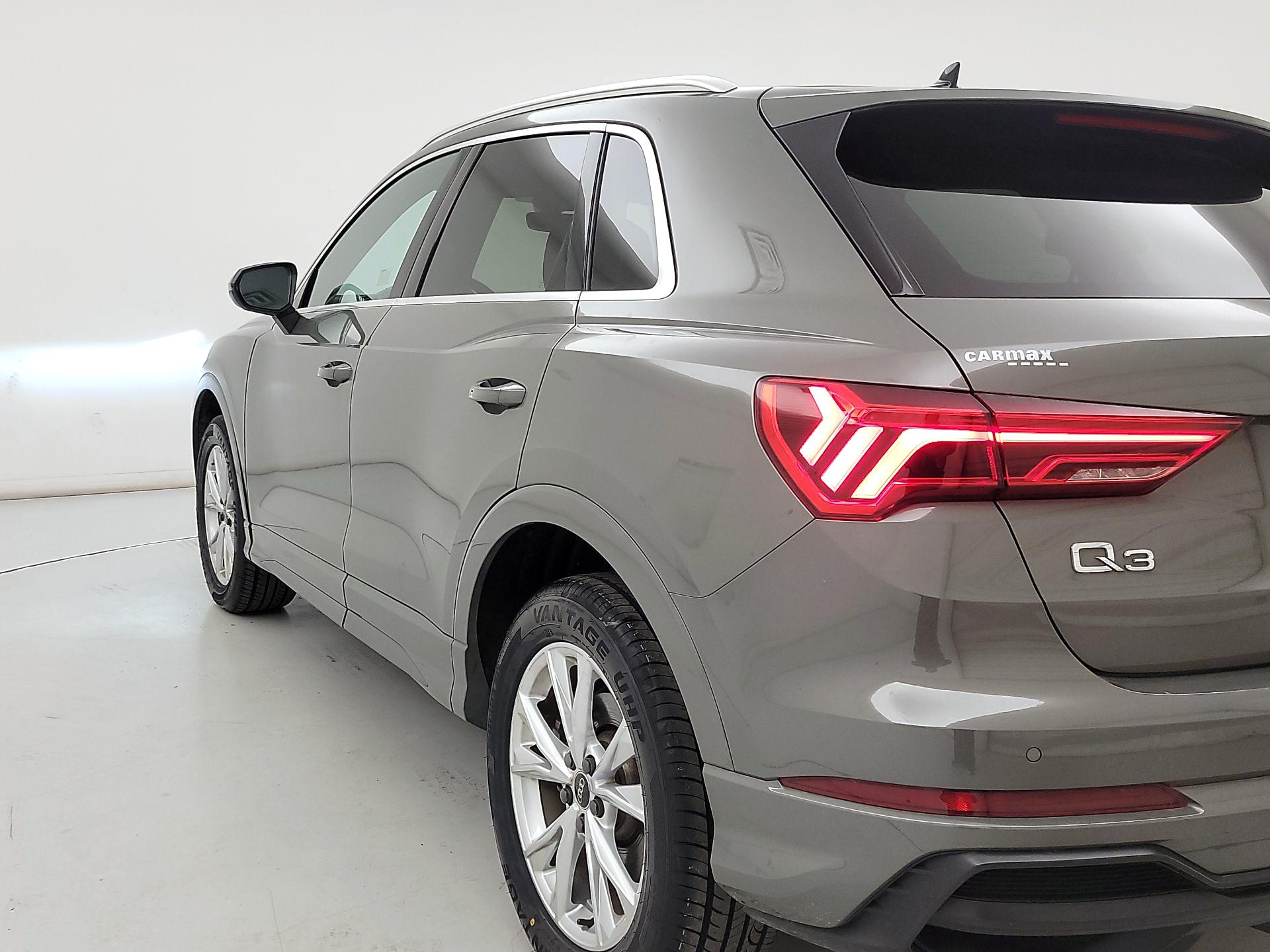 Thumbnail: 2022 Audi Q3 - 7