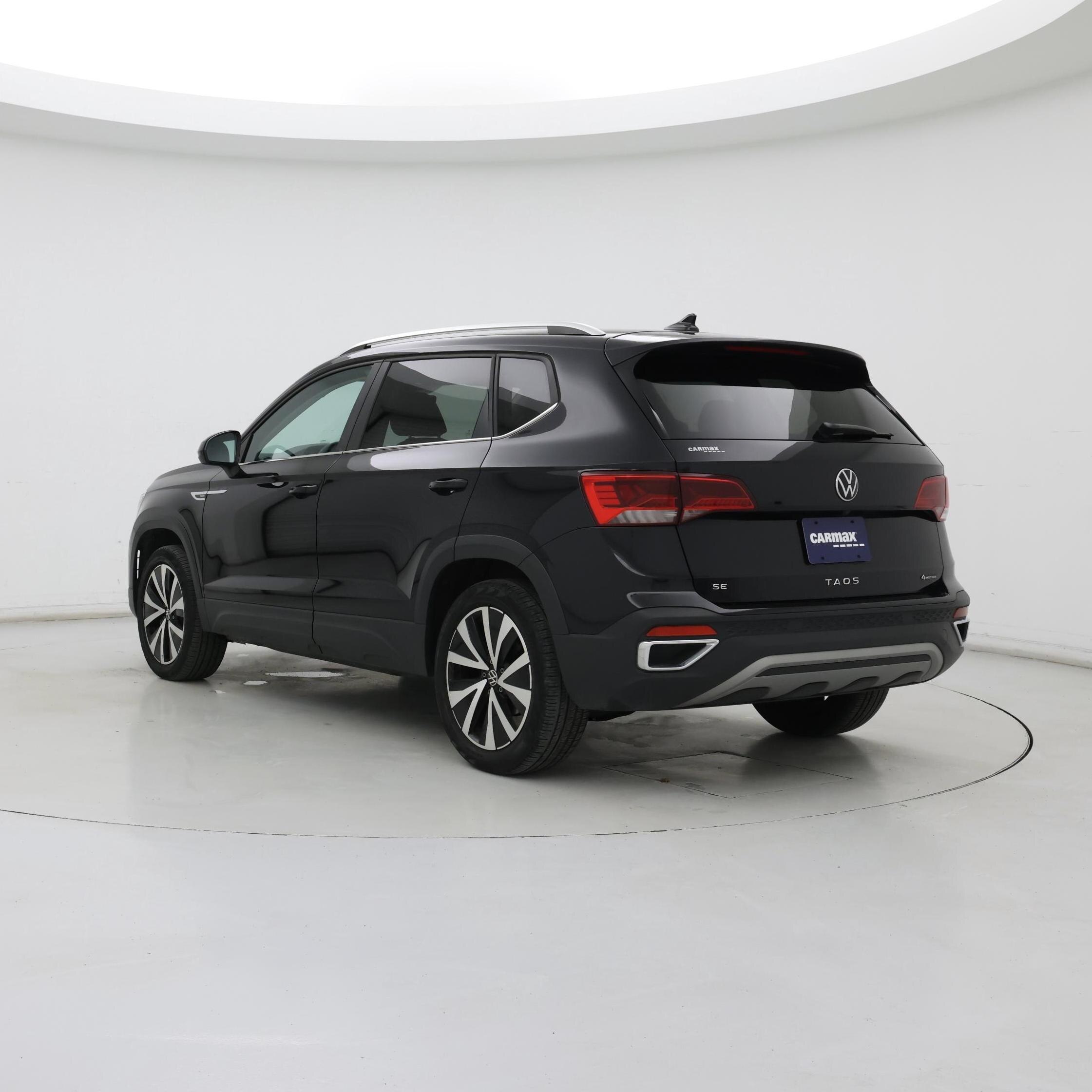 Thumbnail: 2022 Volkswagen Taos - 2