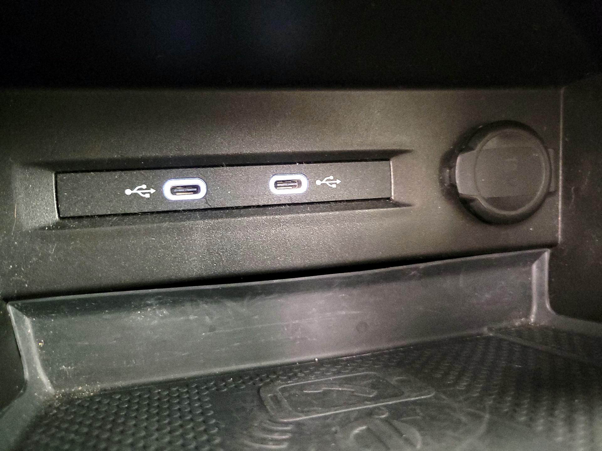 Thumbnail: 2022 Volkswagen Taos - 19