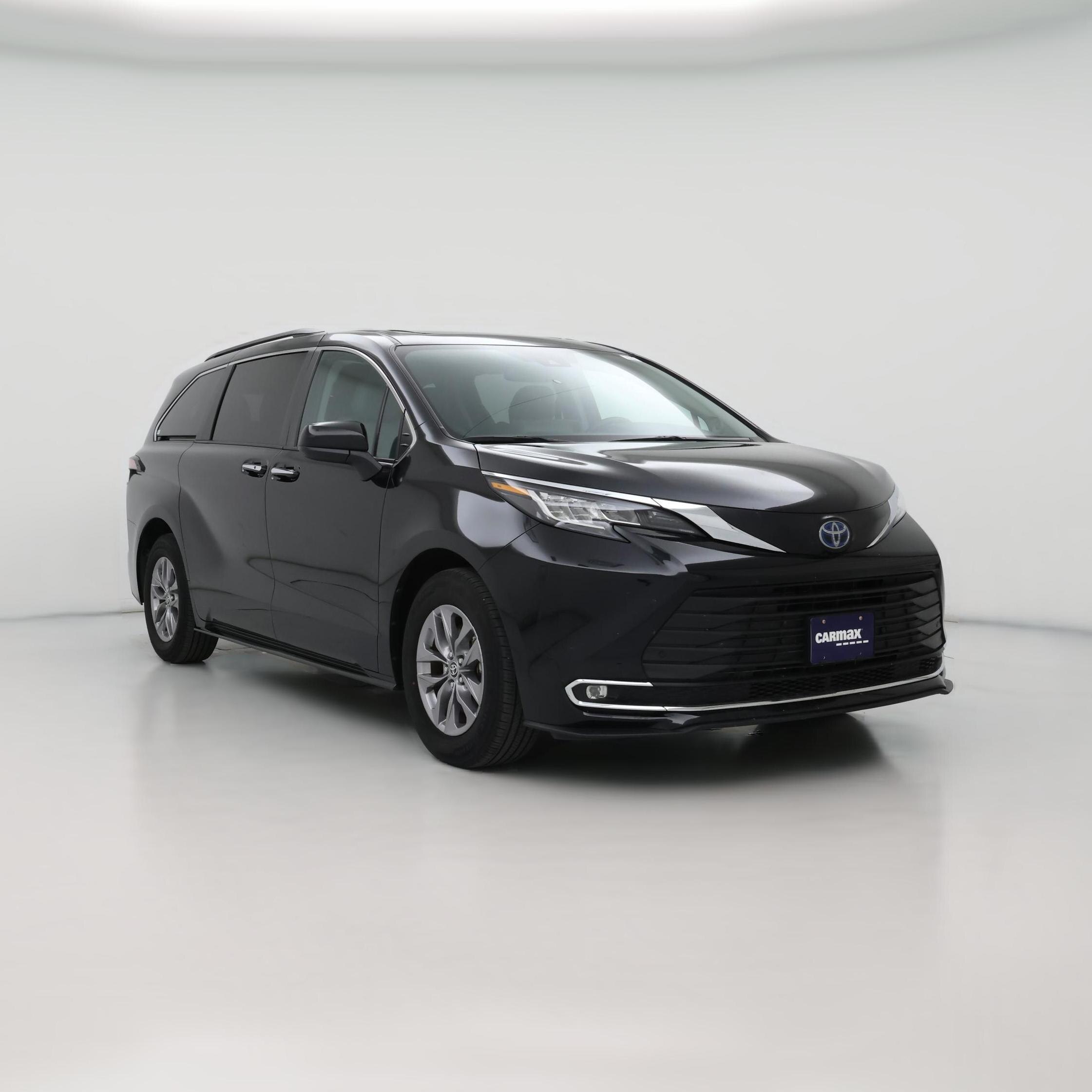 Thumbnail: 2023 Toyota Sienna - 1