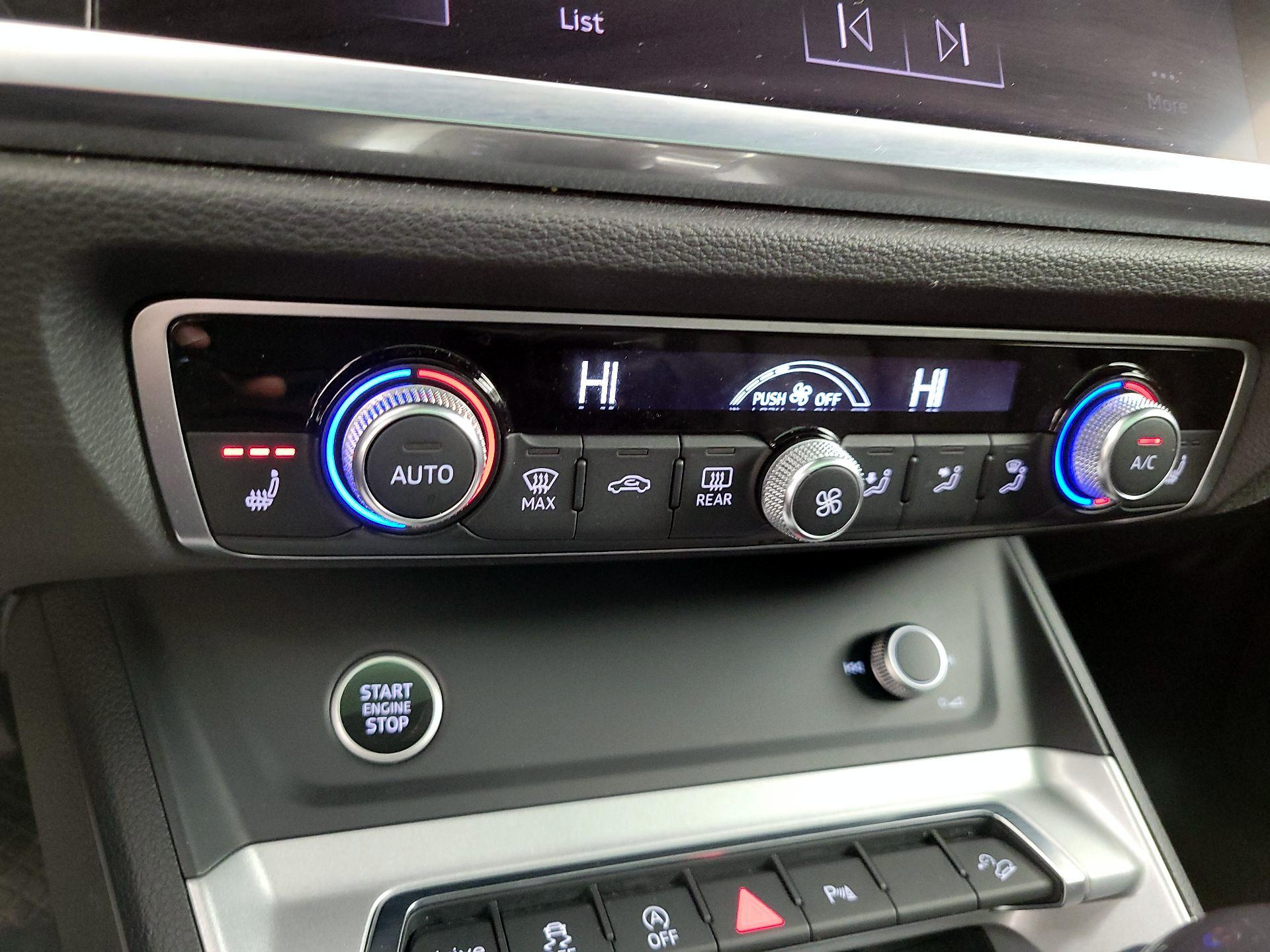 Thumbnail: 2022 Audi Q3 - 15