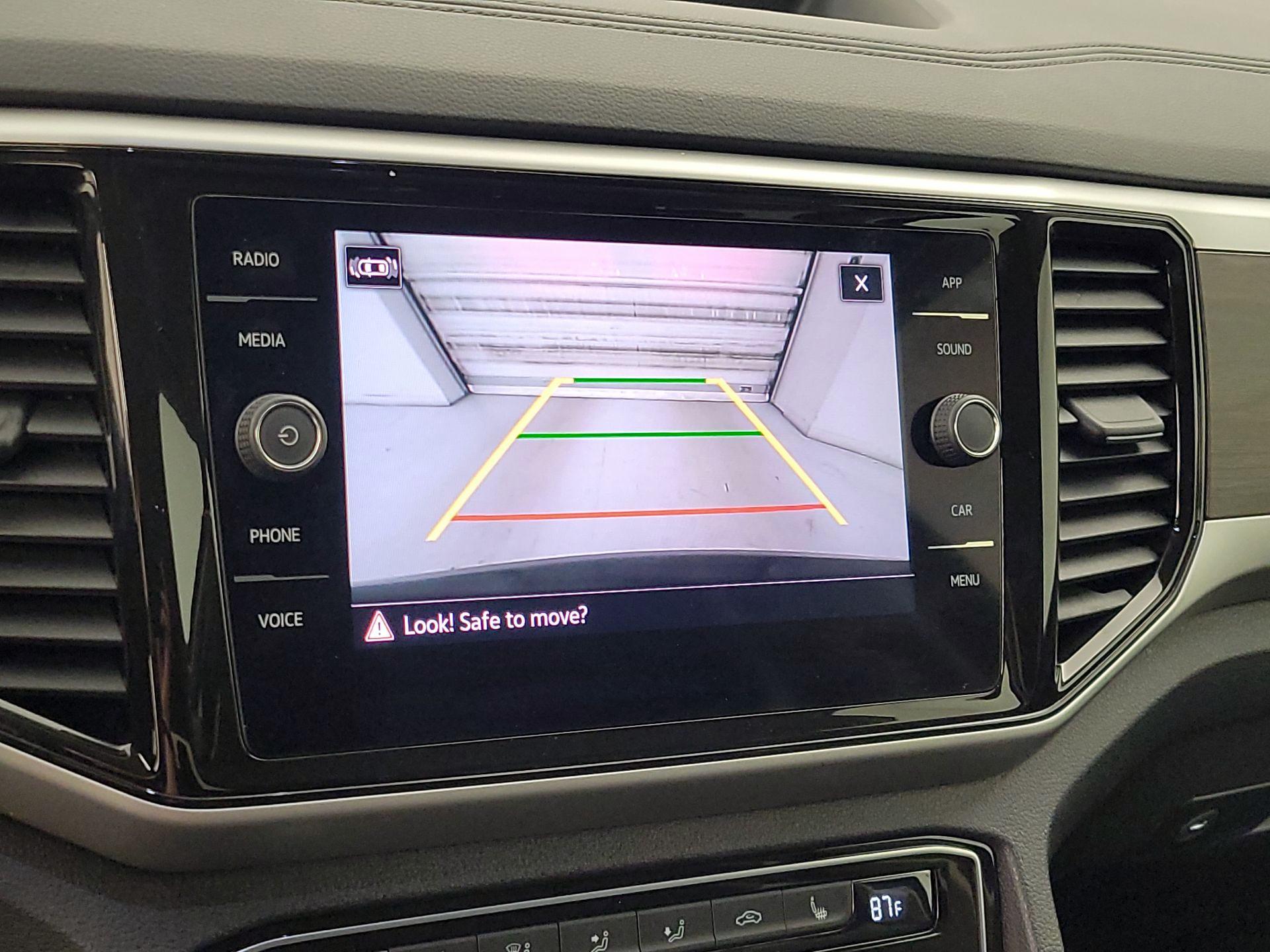 Thumbnail: 2022 Volkswagen Atlas - 14