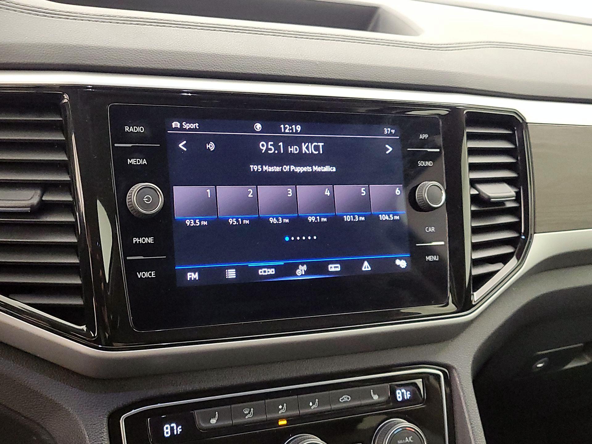 Thumbnail: 2022 Volkswagen Atlas - 15