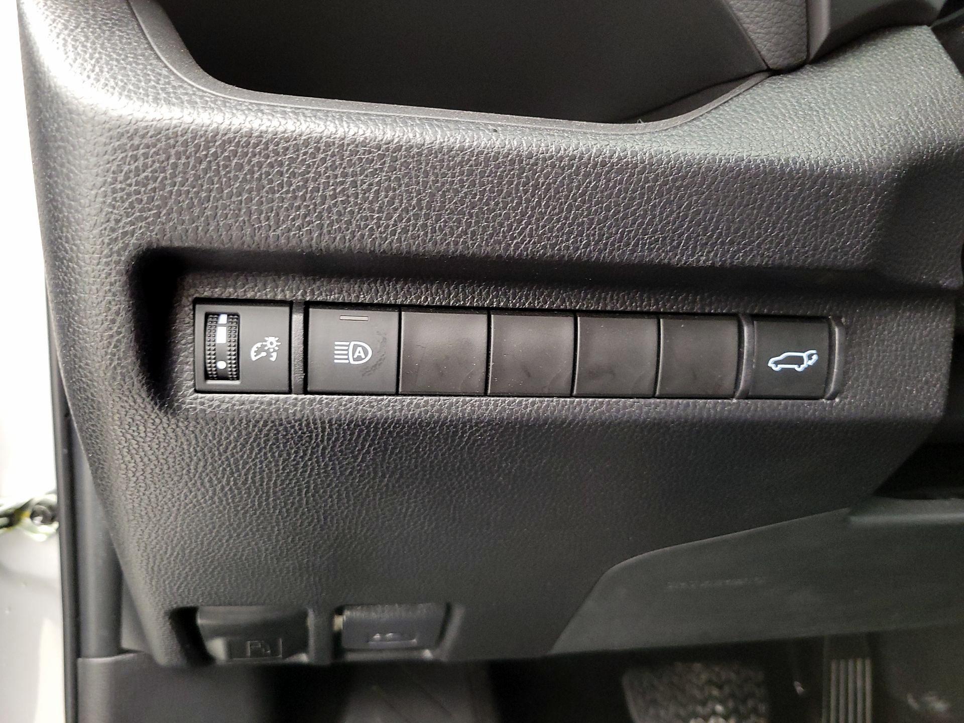 Thumbnail: 2023 Toyota RAV4 - 13