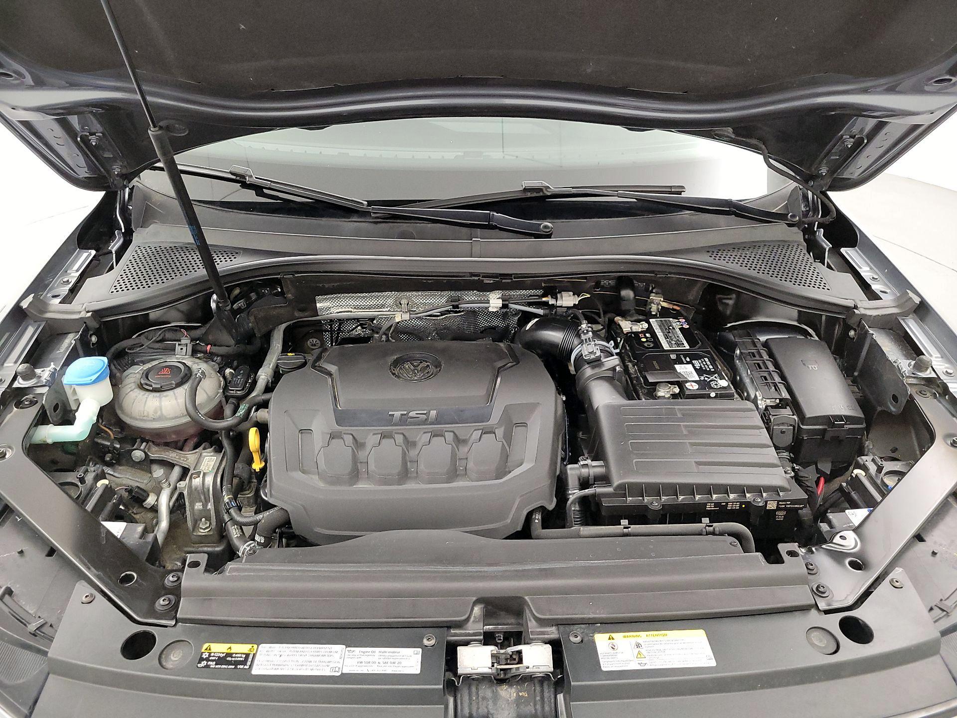 Thumbnail: 2022 Volkswagen Tiguan - 20