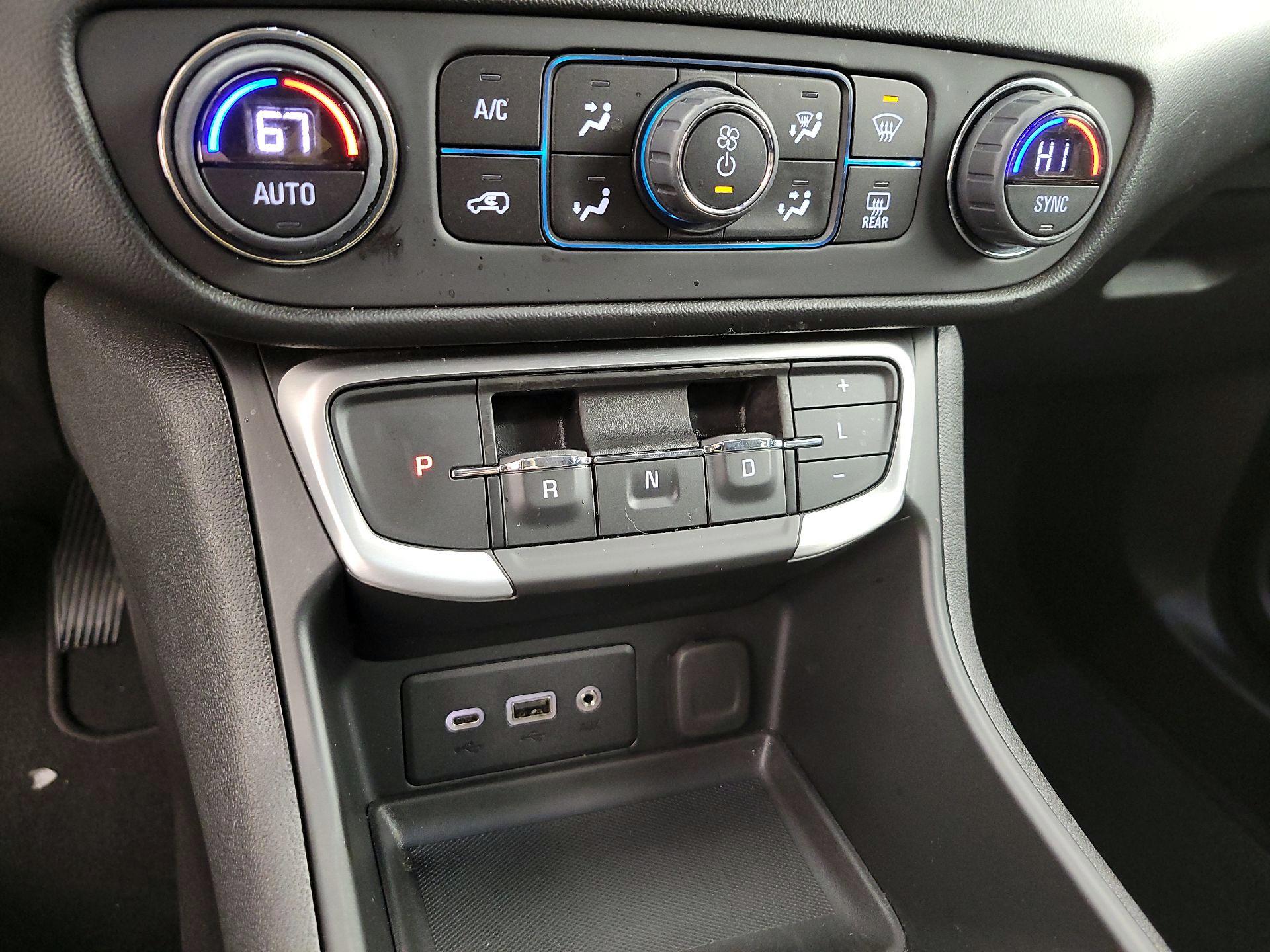 Thumbnail: 2023 GMC Terrain - 18