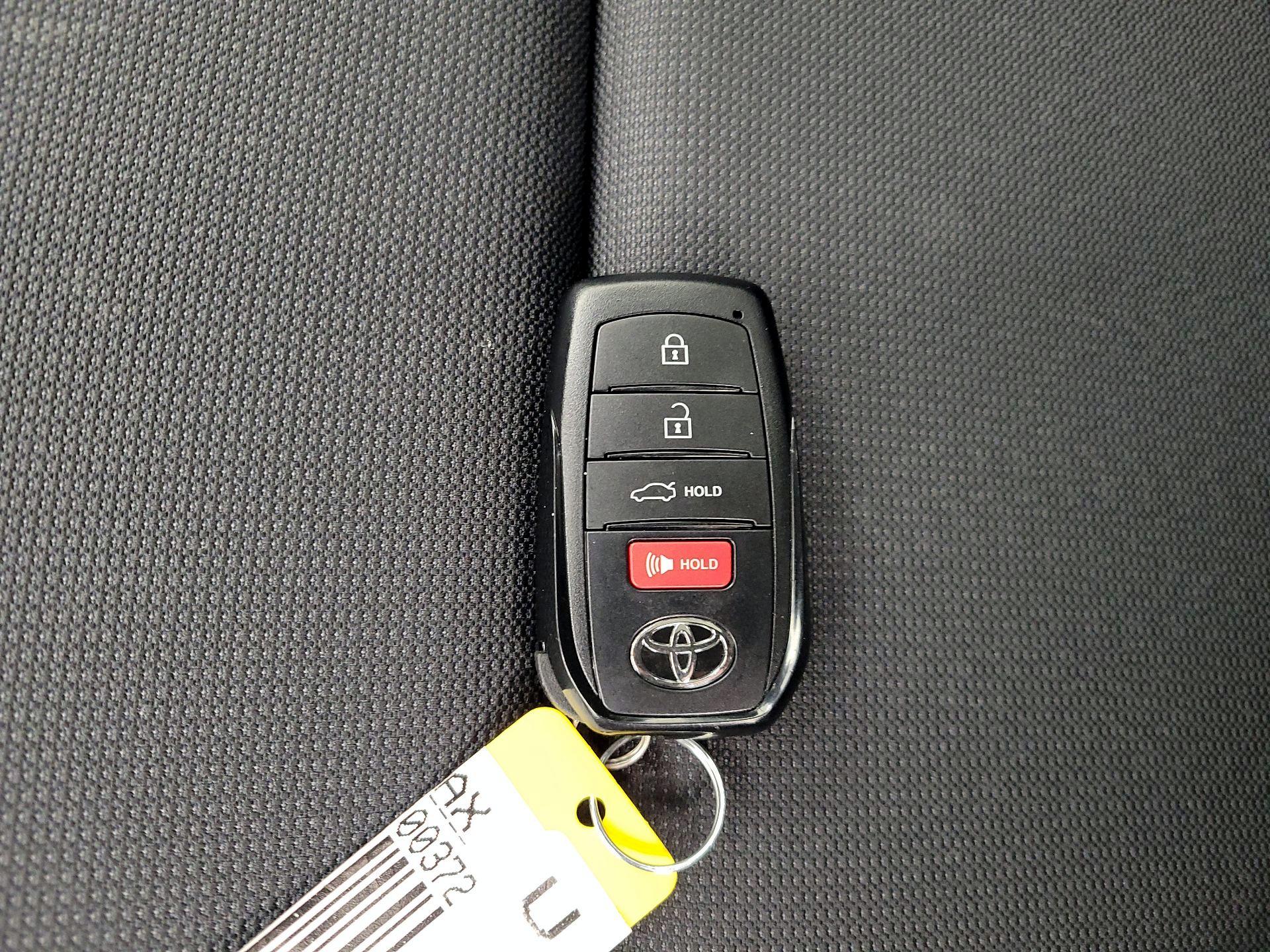 Thumbnail: 2023 Toyota Corolla - 20