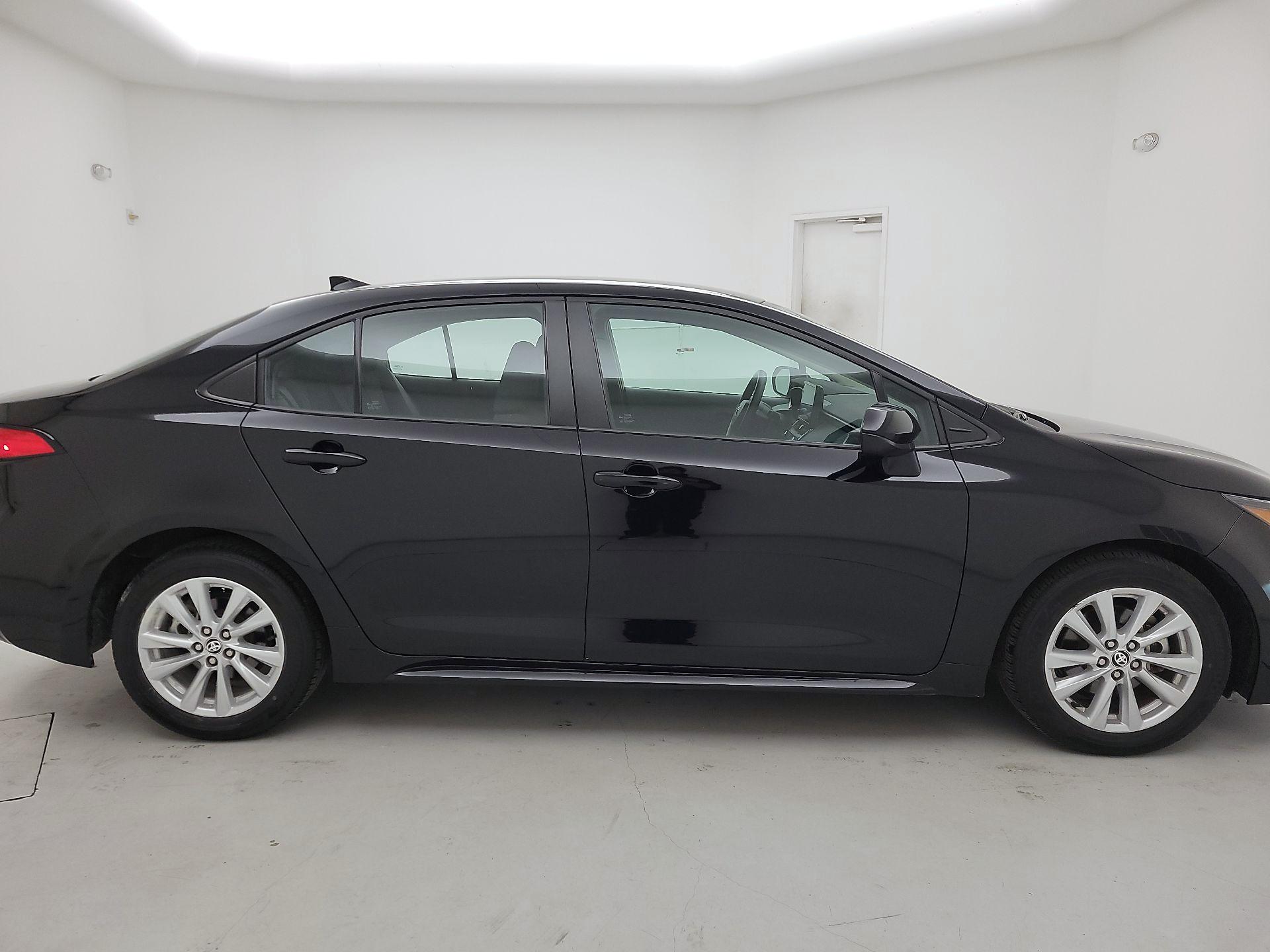 Thumbnail: 2023 Toyota Corolla - 4