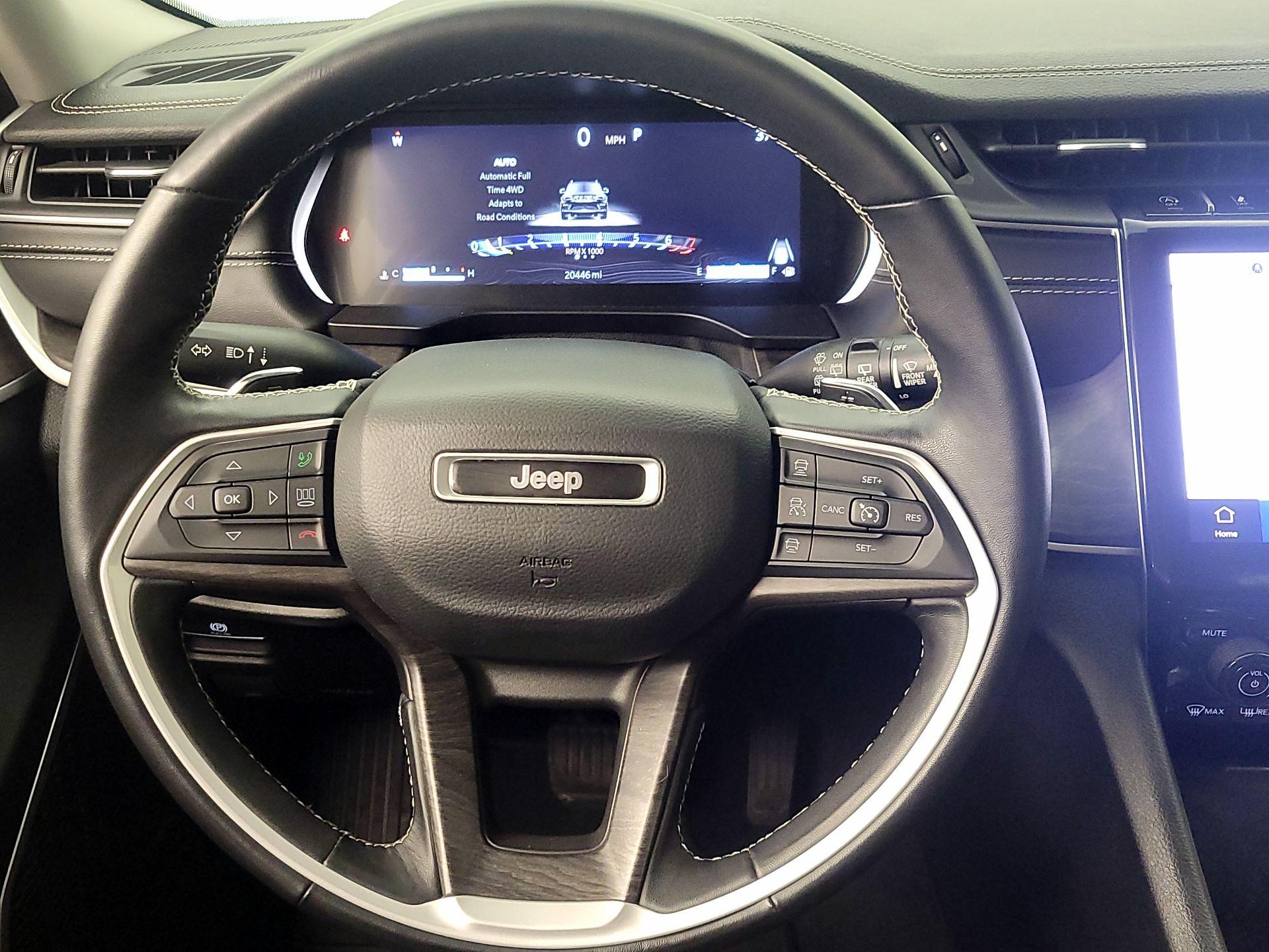 Thumbnail: 2022 Jeep Grand Cherokee - 10