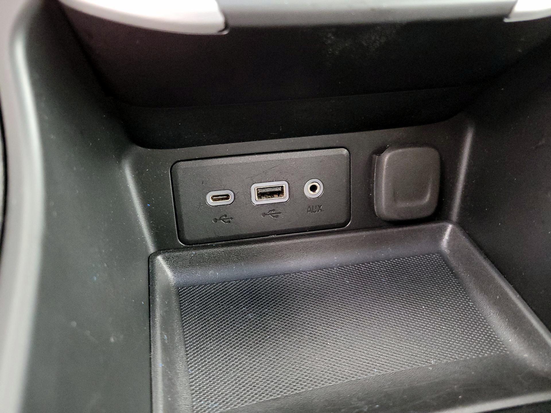 Thumbnail: 2023 GMC Terrain - 18