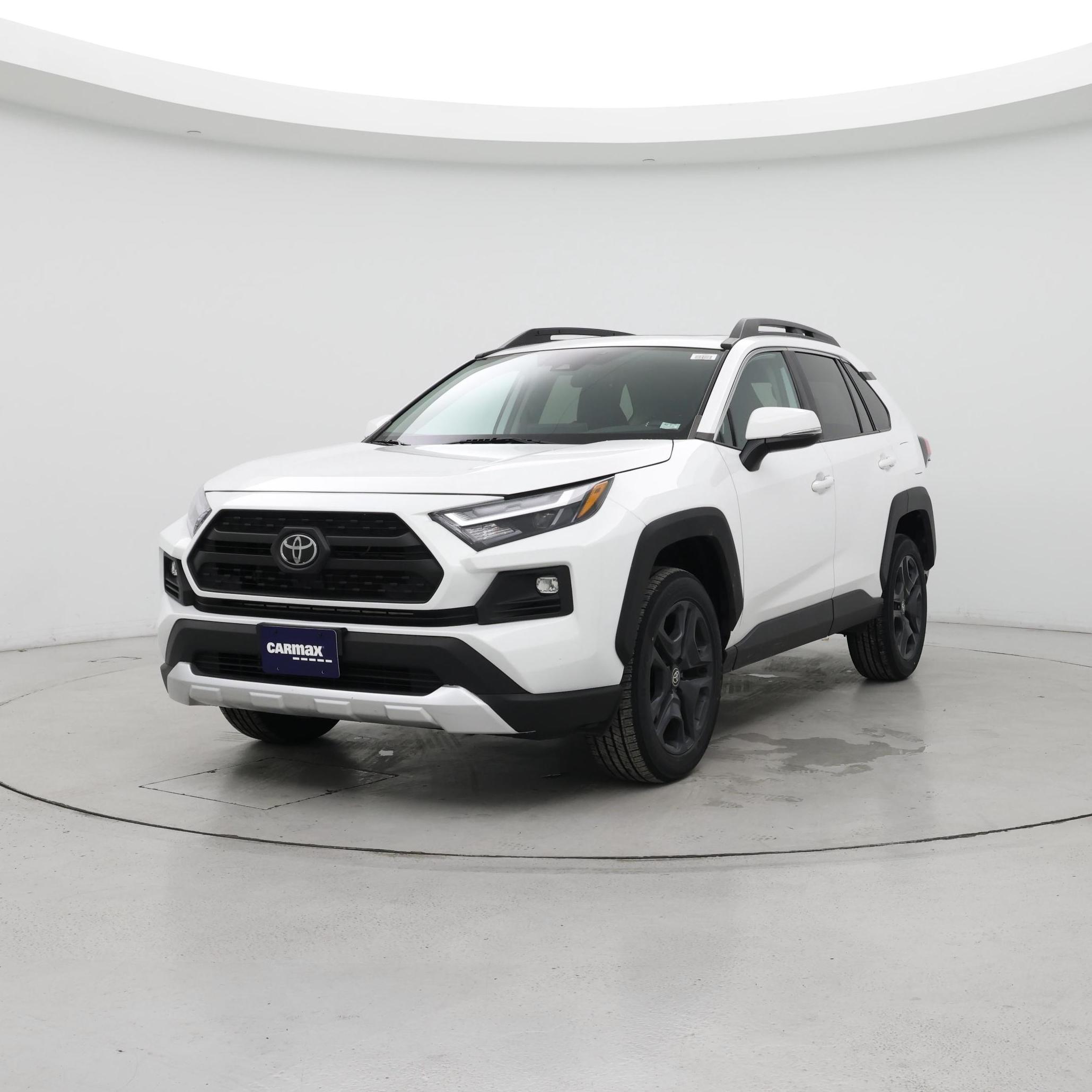 Thumbnail: 2023 Toyota RAV4 - 4