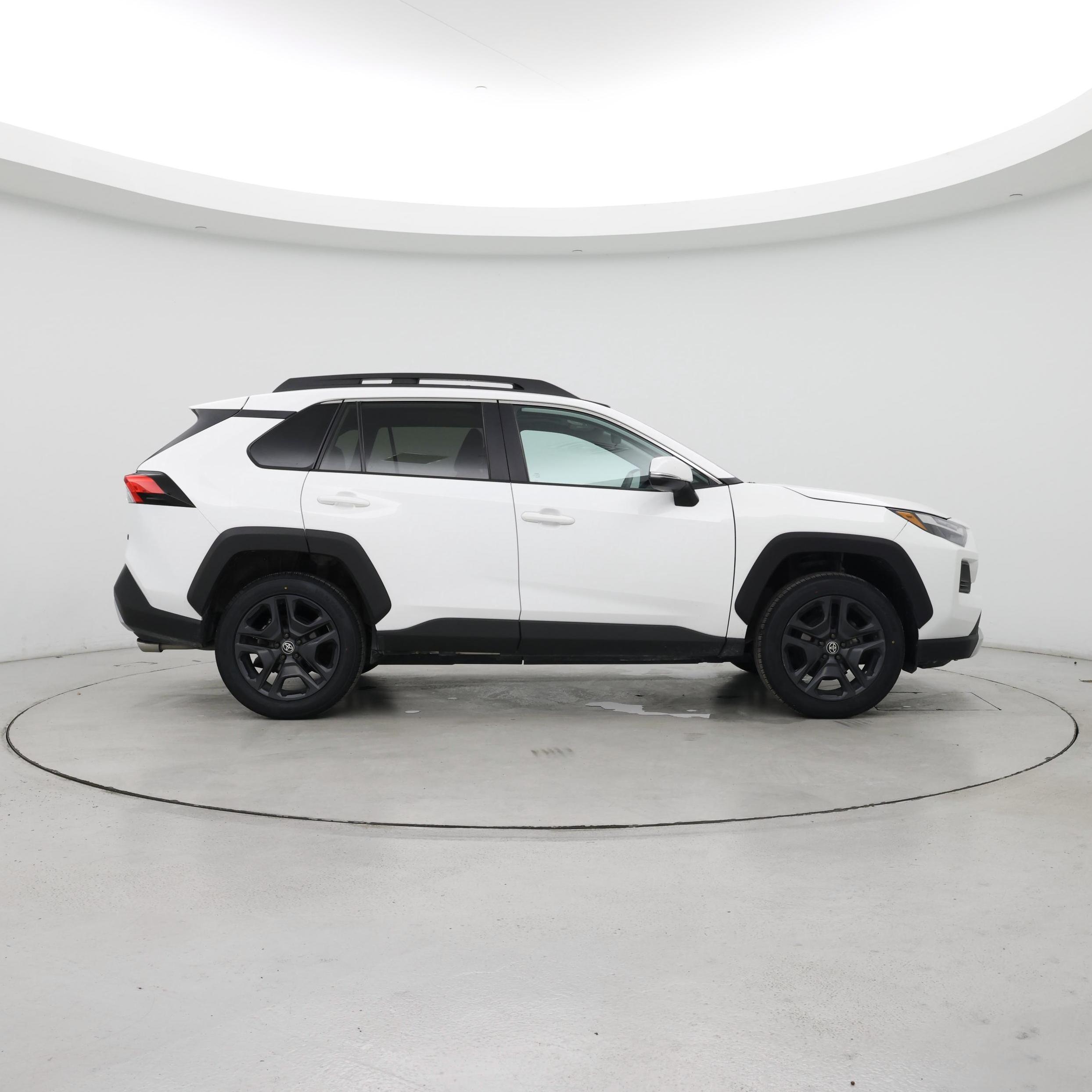 Thumbnail: 2023 Toyota RAV4 - 7