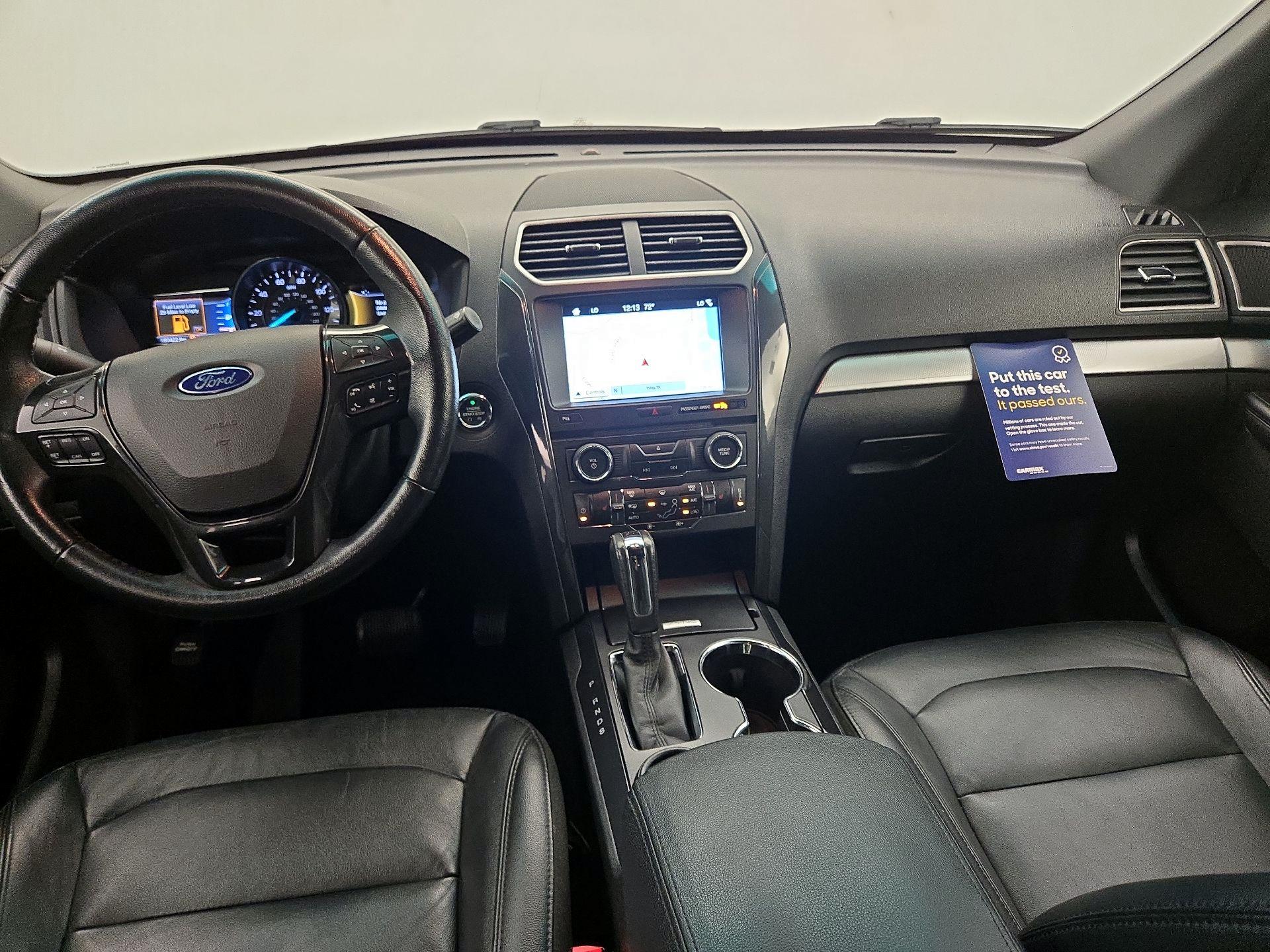 Thumbnail: 2017 Ford Explorer - 9