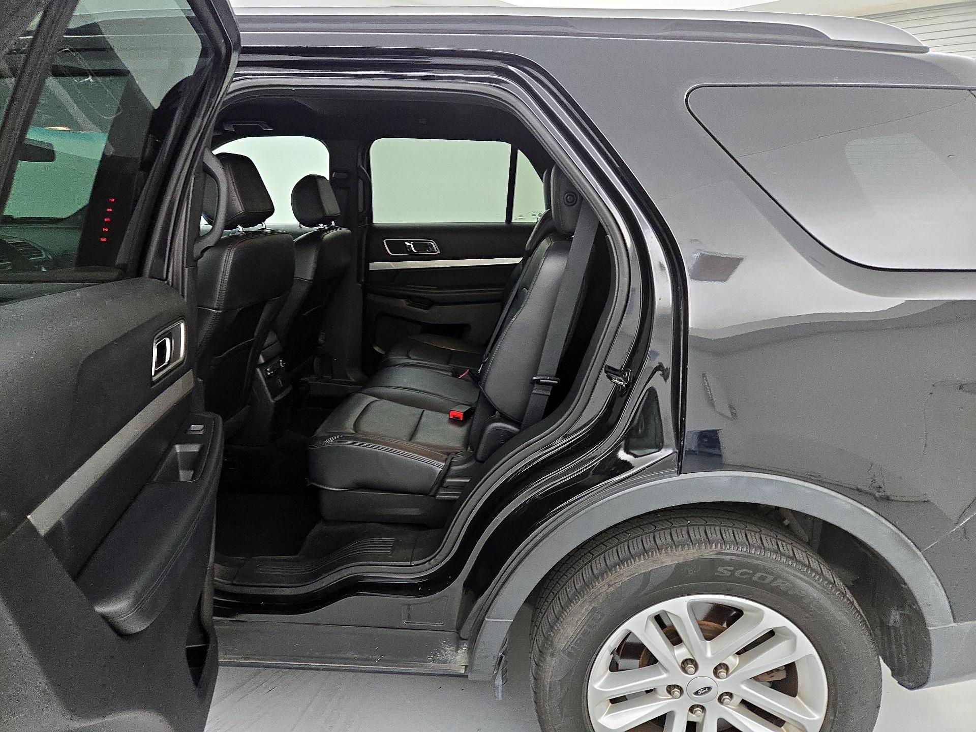 Thumbnail: 2017 Ford Explorer - 20