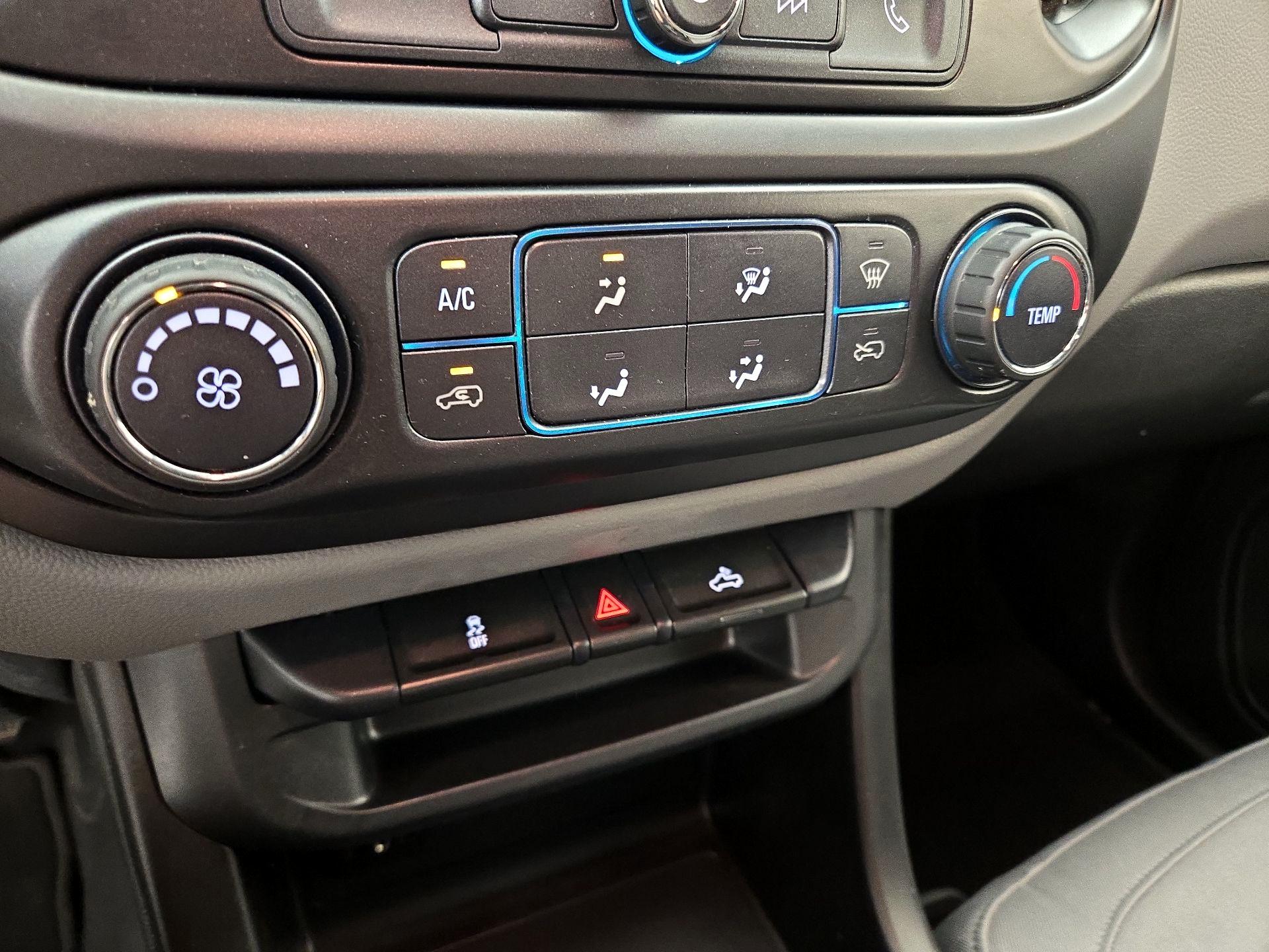 Thumbnail: 2019 Chevrolet Colorado - 16