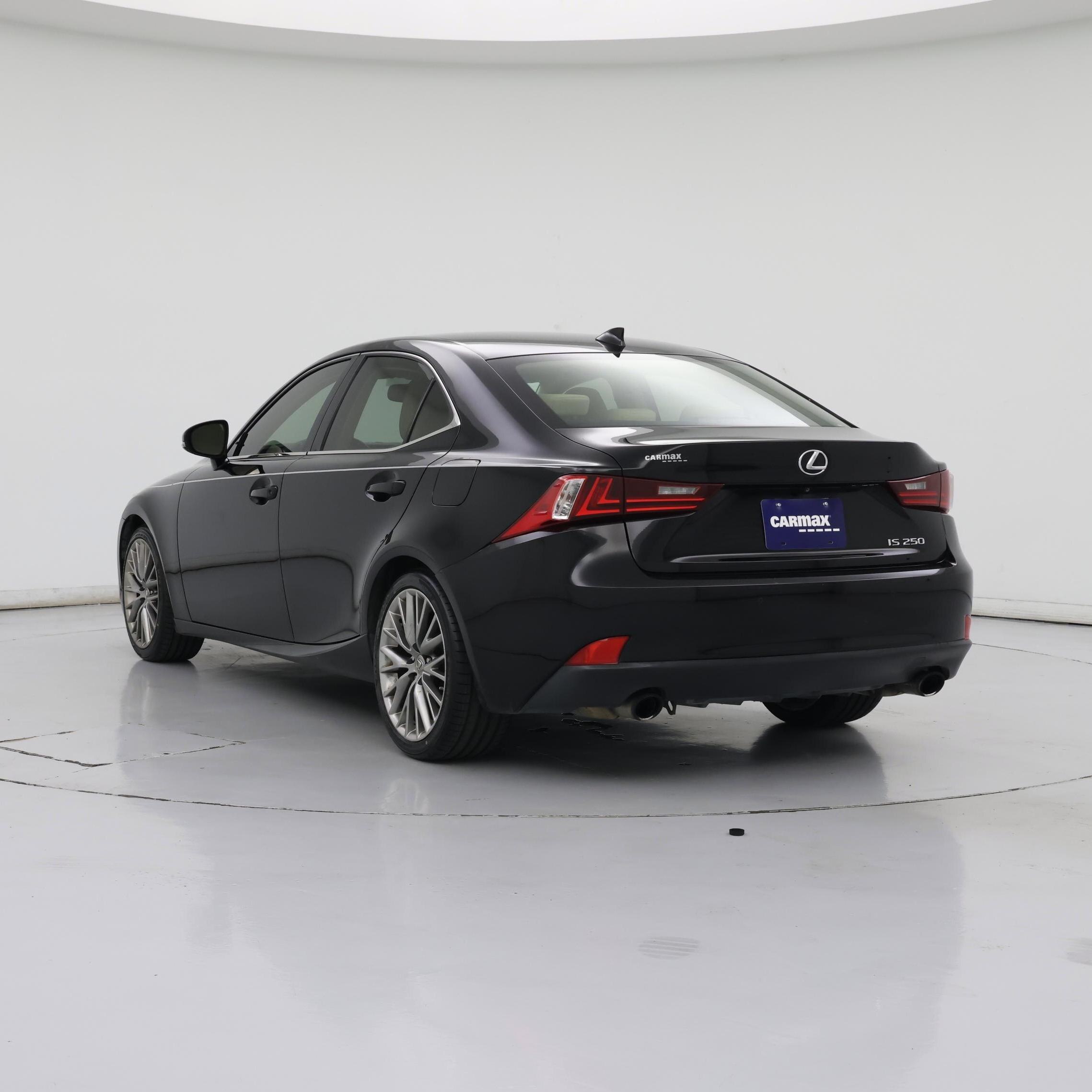 Thumbnail: 2014 Lexus IS - 2
