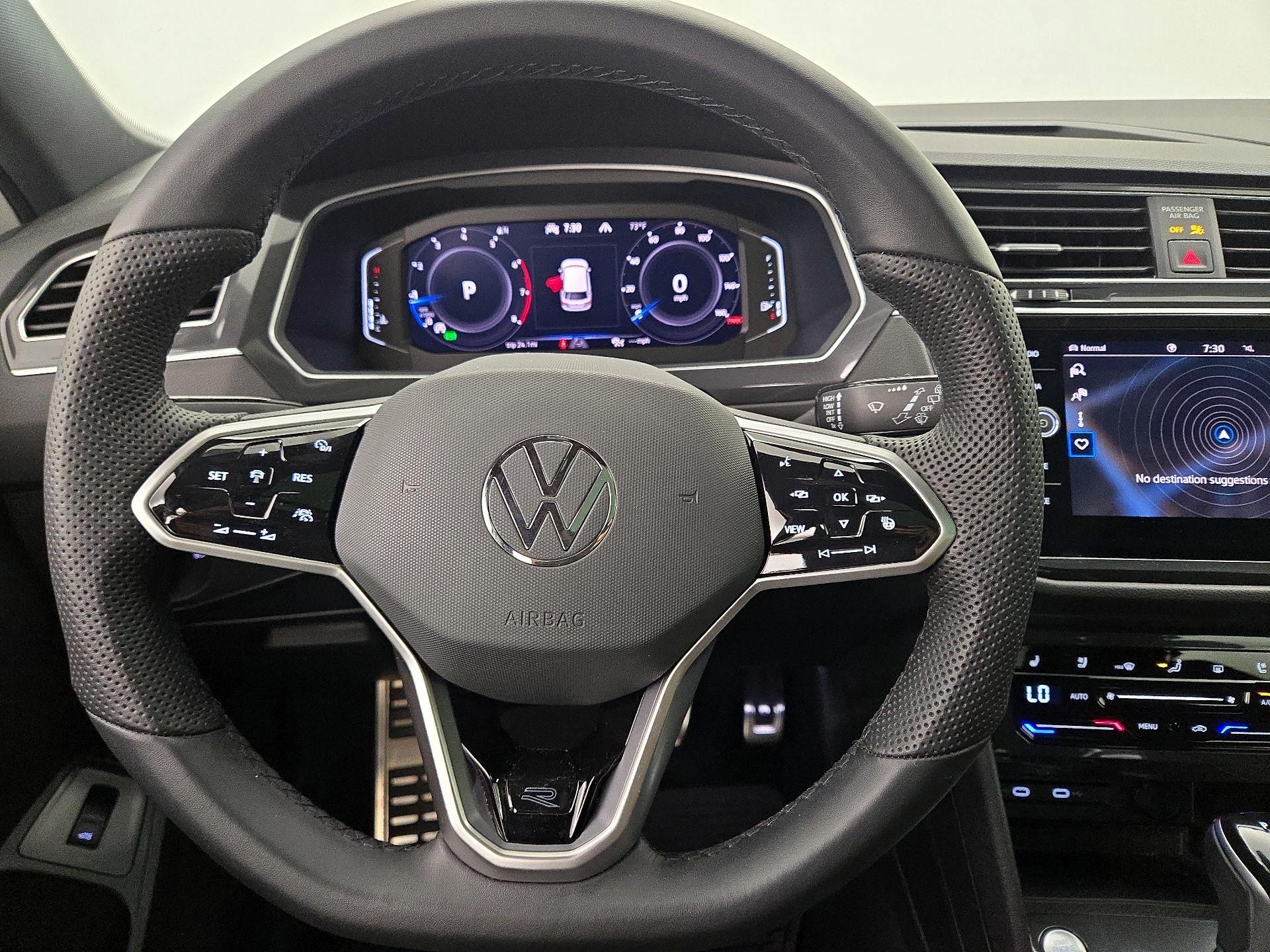 Thumbnail: 2024 Volkswagen Tiguan - 10