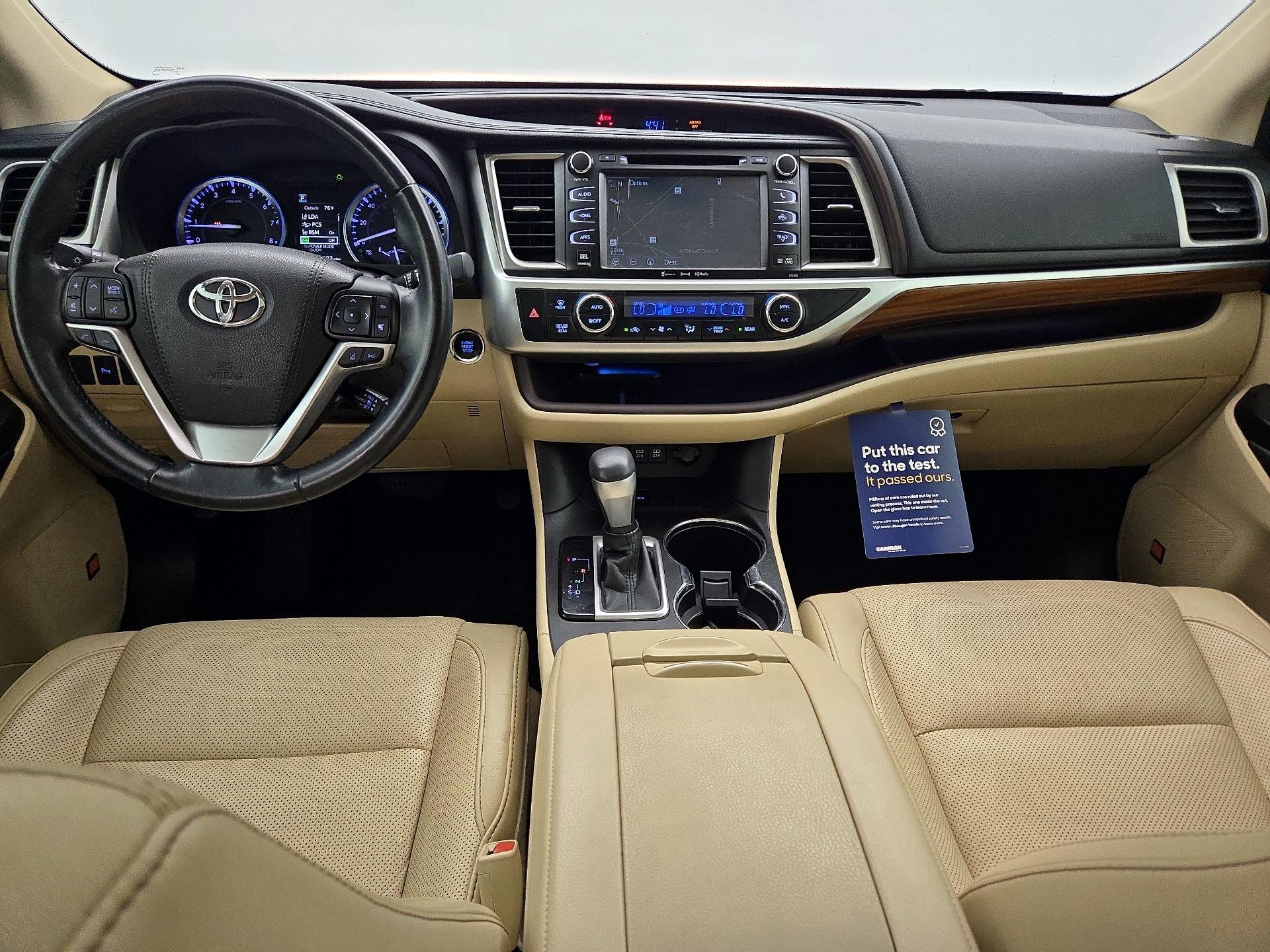 Thumbnail: 2018 Toyota Highlander - 9
