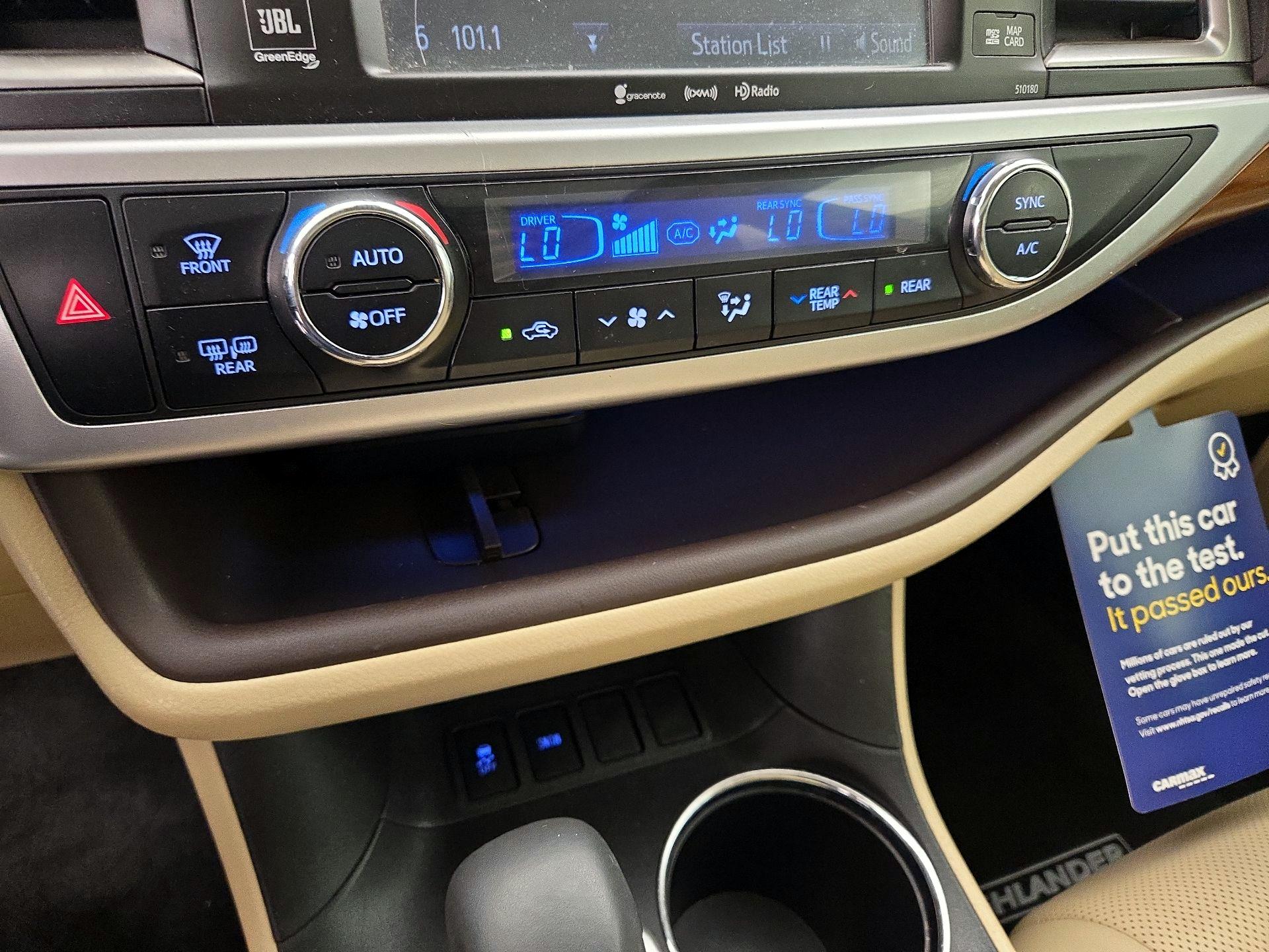 Thumbnail: 2018 Toyota Highlander - 17