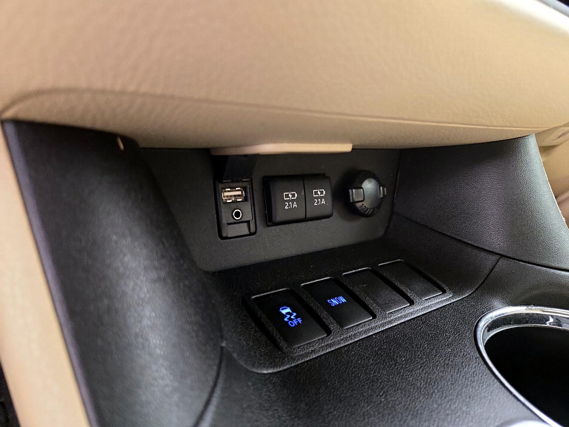 Thumbnail: 2018 Toyota Highlander - 19