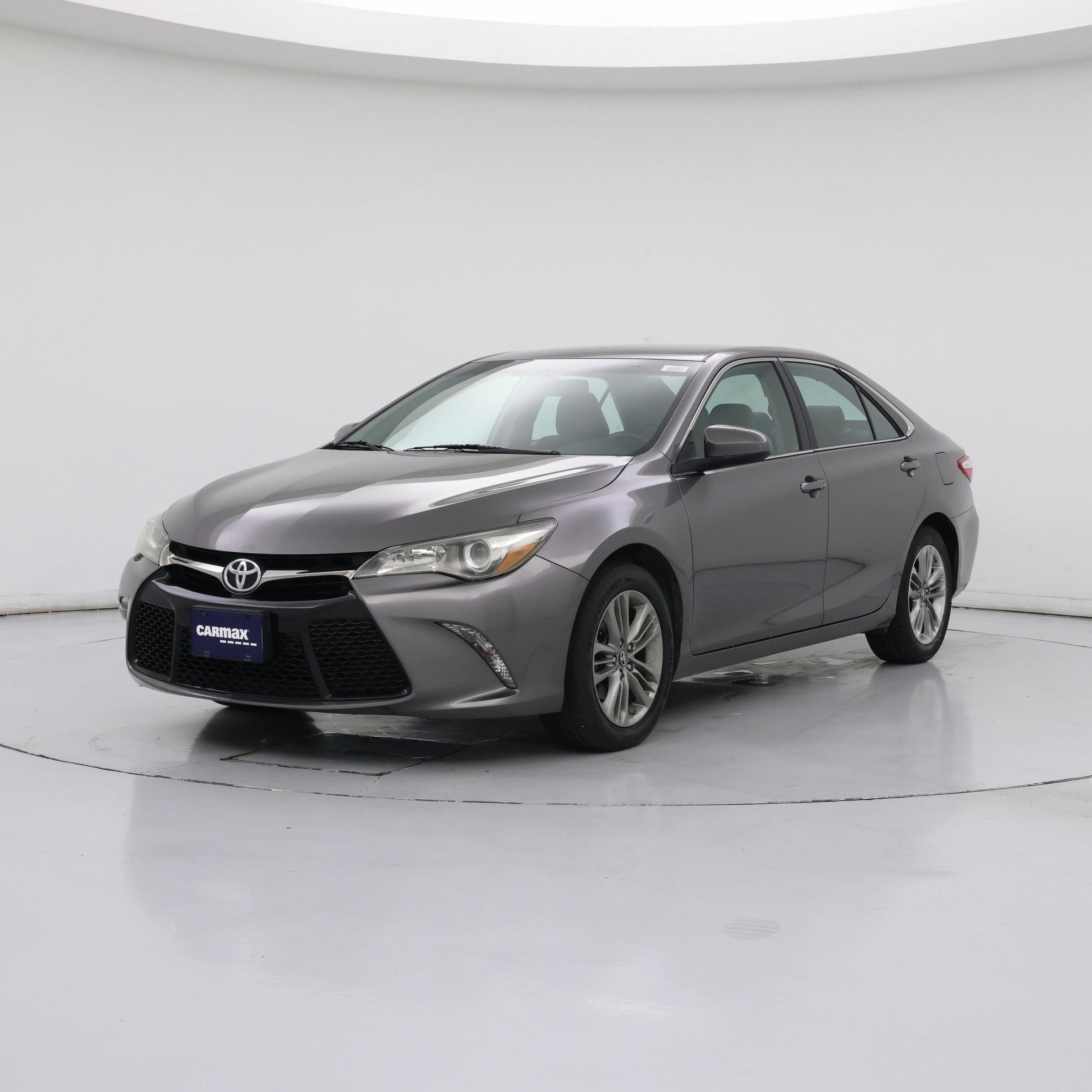 Thumbnail: 2017 Toyota Camry - 4