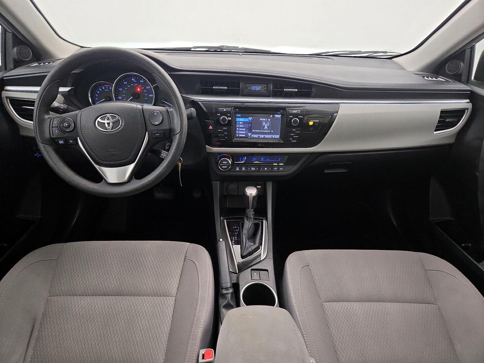 Thumbnail: 2015 Toyota Corolla - 9